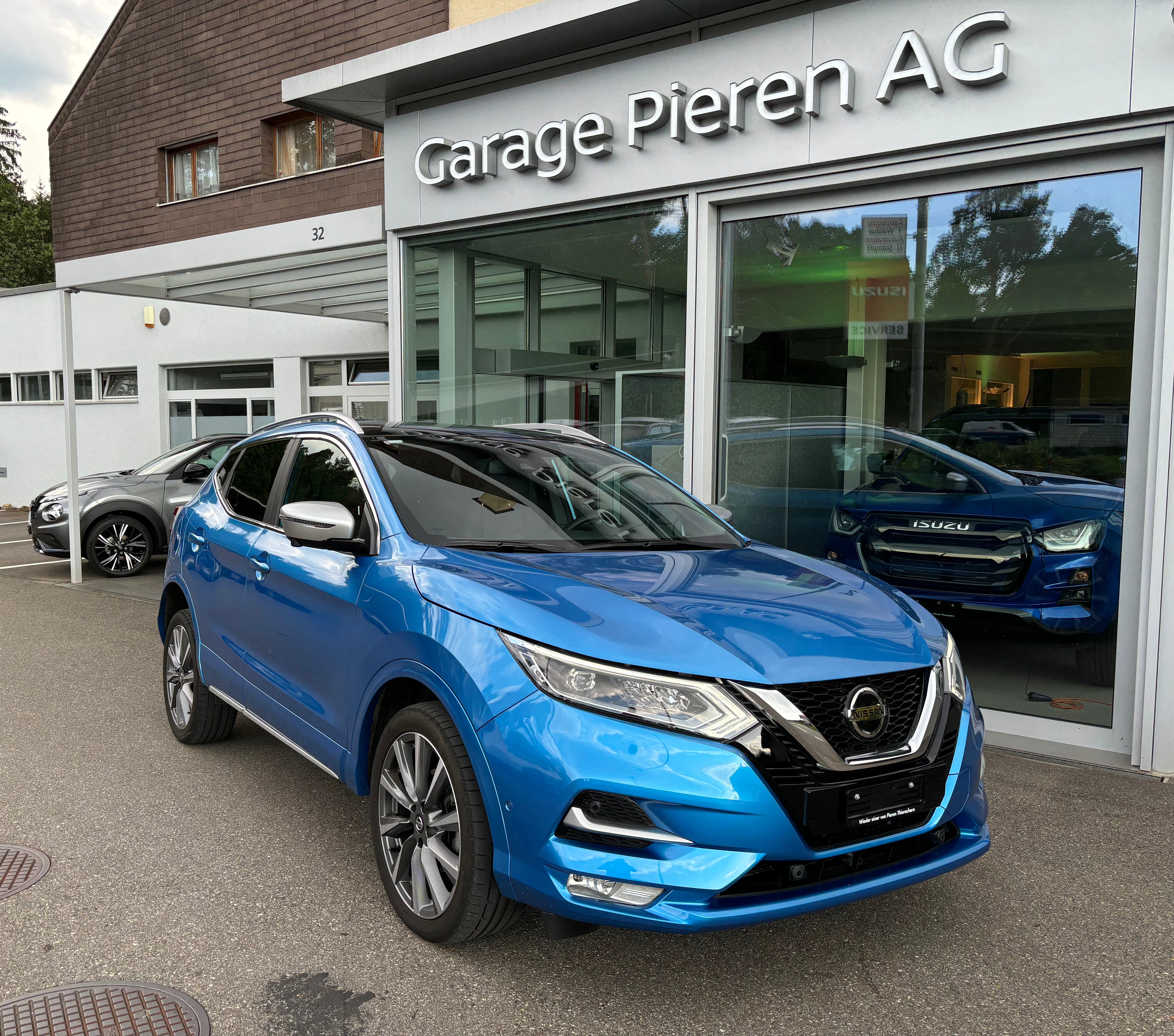 NISSAN Qashqai 1.7 dCi tekna 4x4