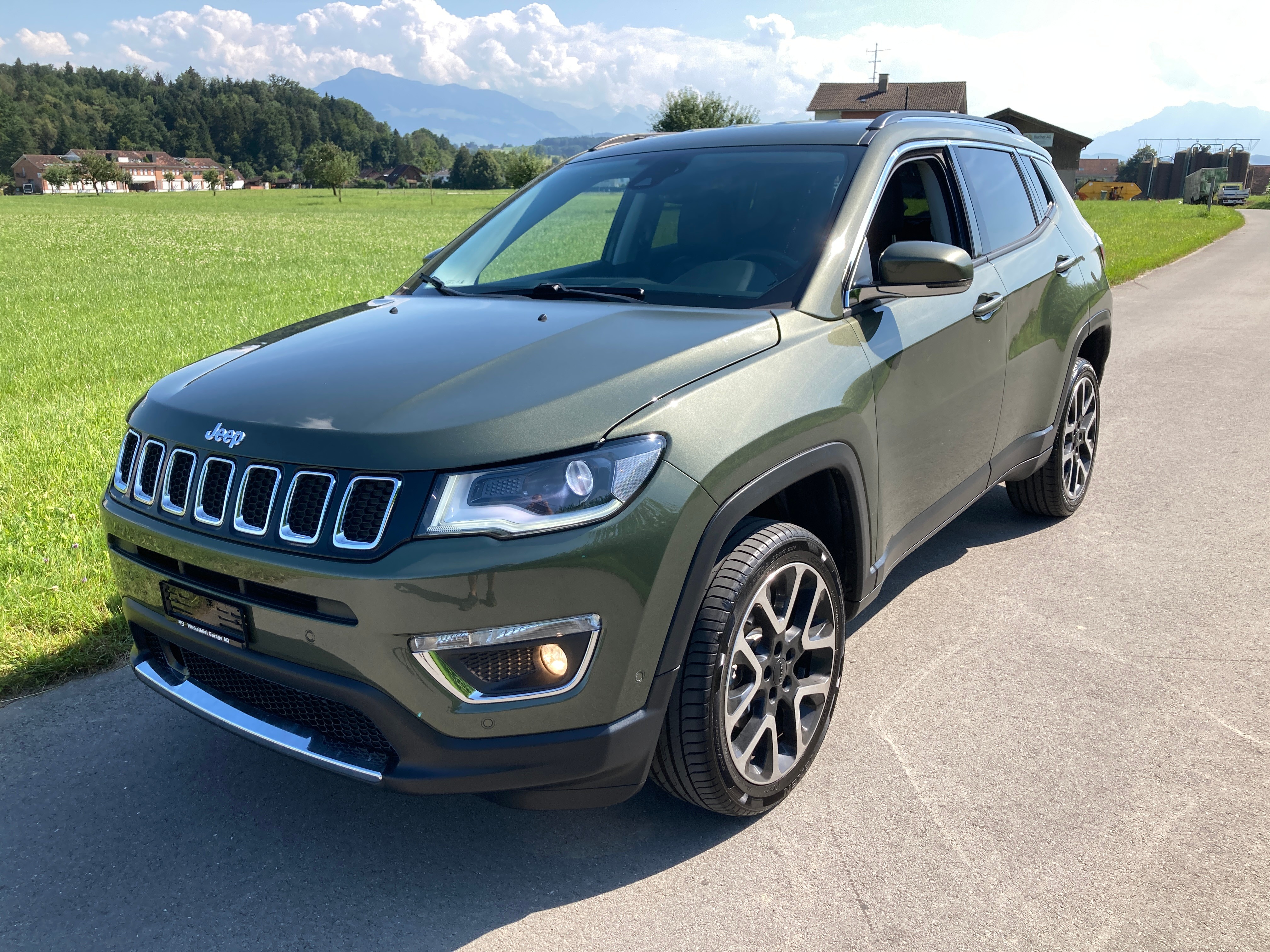 JEEP Compass 2.0CRD Limited AWD 9ATX mit Anhängrkupplung