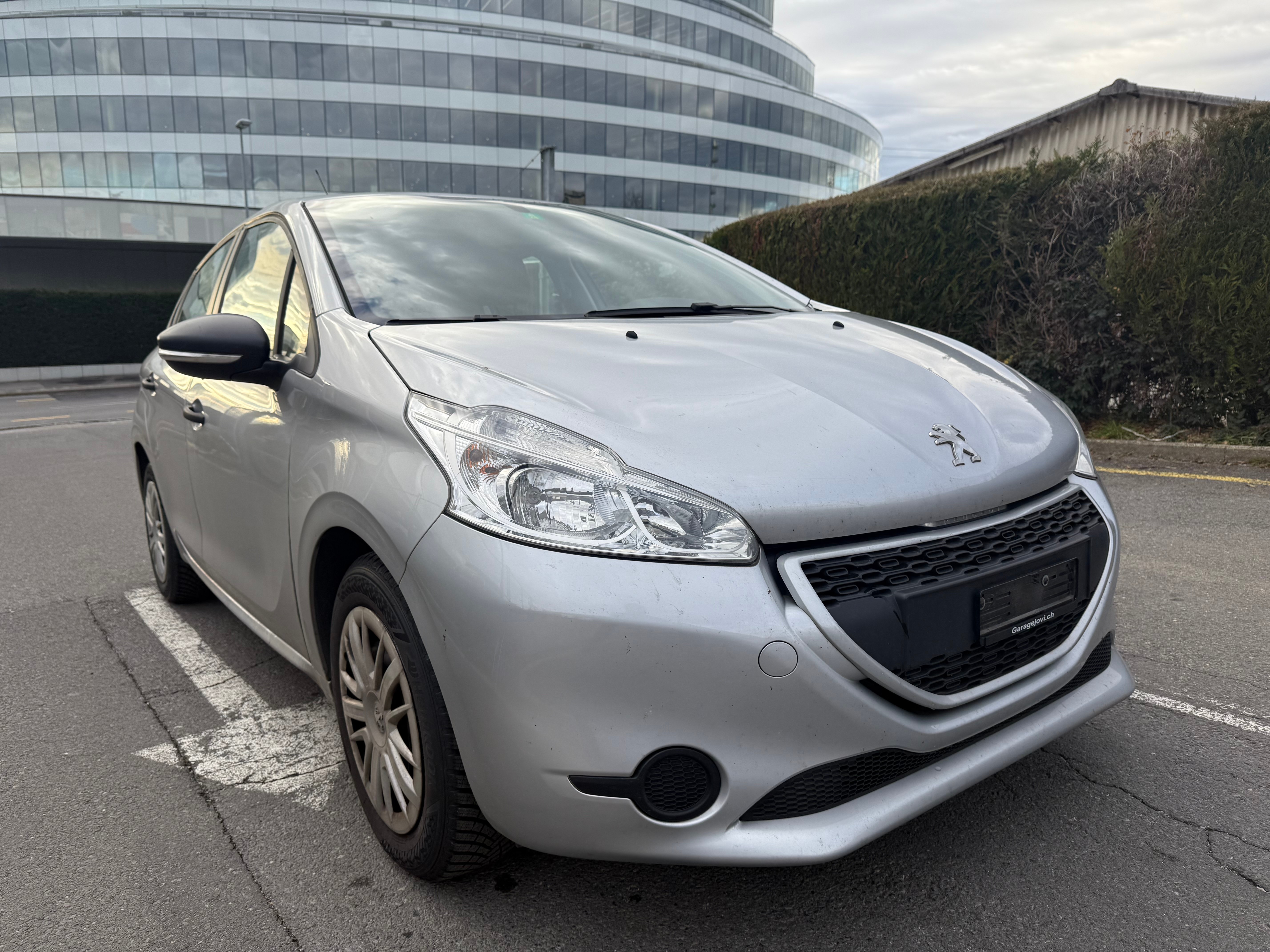 PEUGEOT 208 1.2 VTI Active