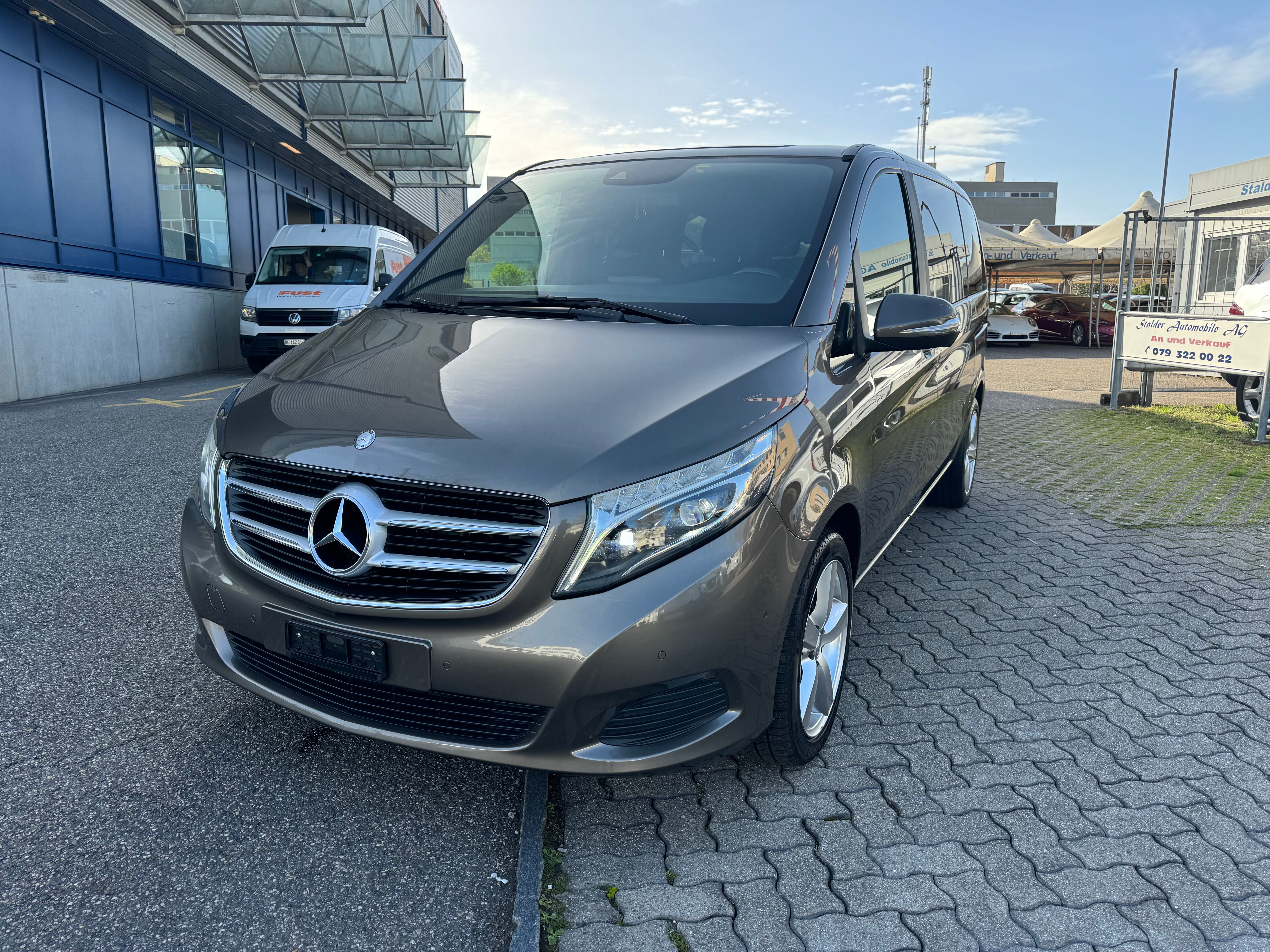 MERCEDES-BENZ V 220 d kompakt 7G-Tronic