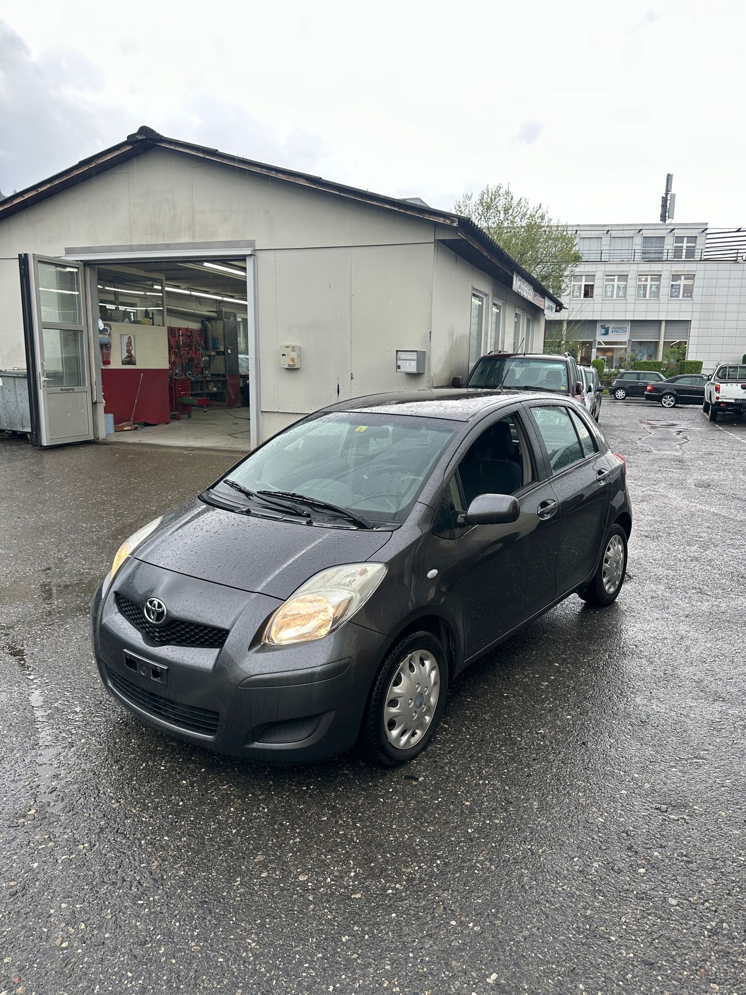 TOYOTA Yaris 1.33 Linea Sol