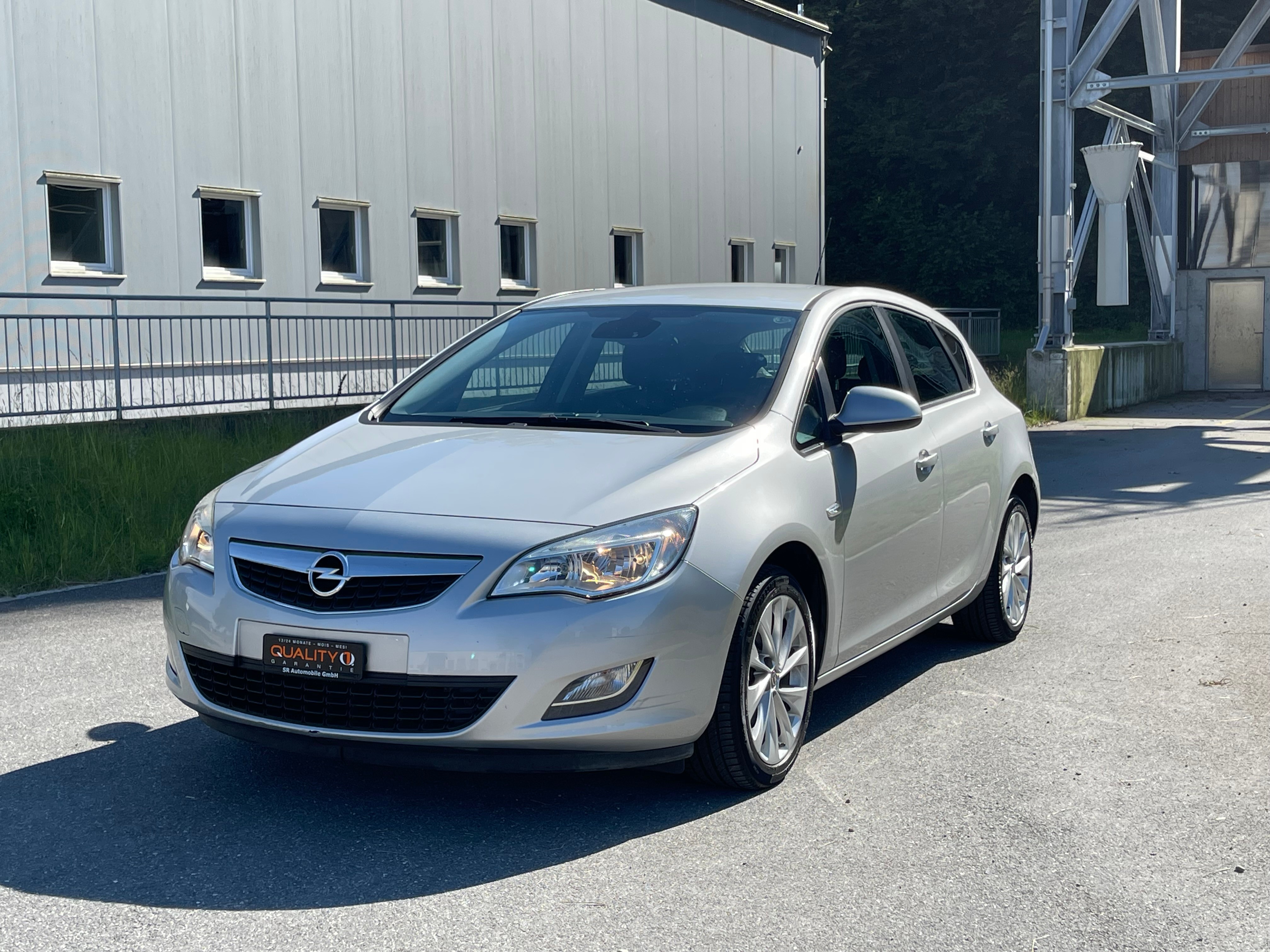 OPEL Astra 1.6i 16V Enjoy