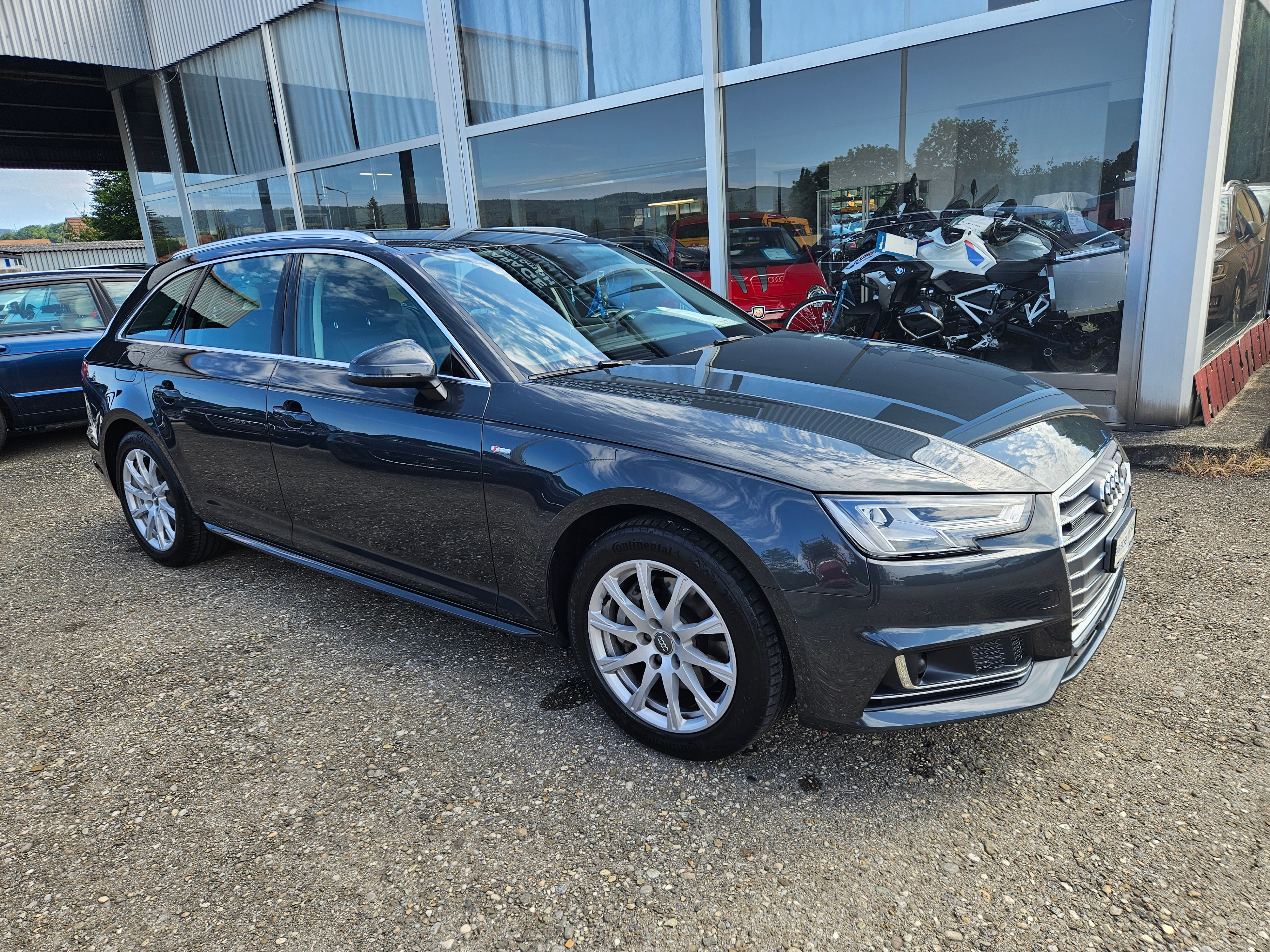 AUDI A4 Avant 2.0 TDI quattro S-tronic