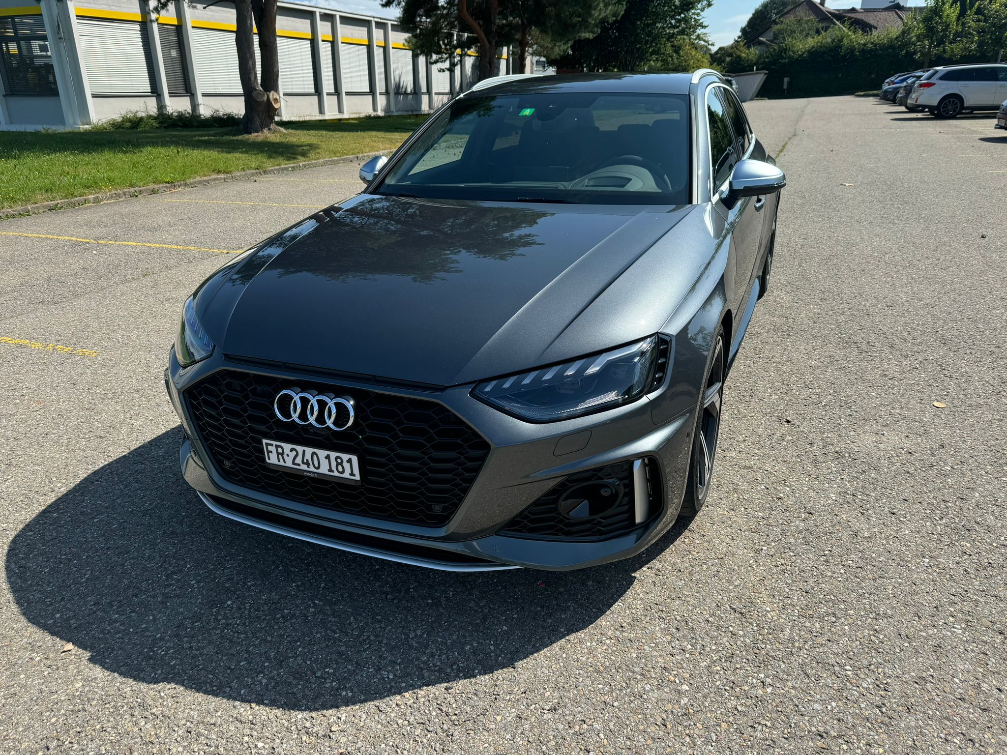 AUDI RS4 Avant quattro tiptronic