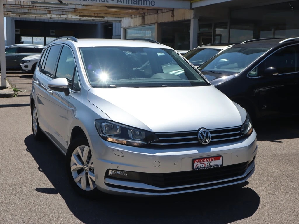 VW Touran 1.6 TDI BlueMotion Technology Comfortline DSG ** Gr-Navi ** Sitzheizung ** Frisch Ab MFK & Service **