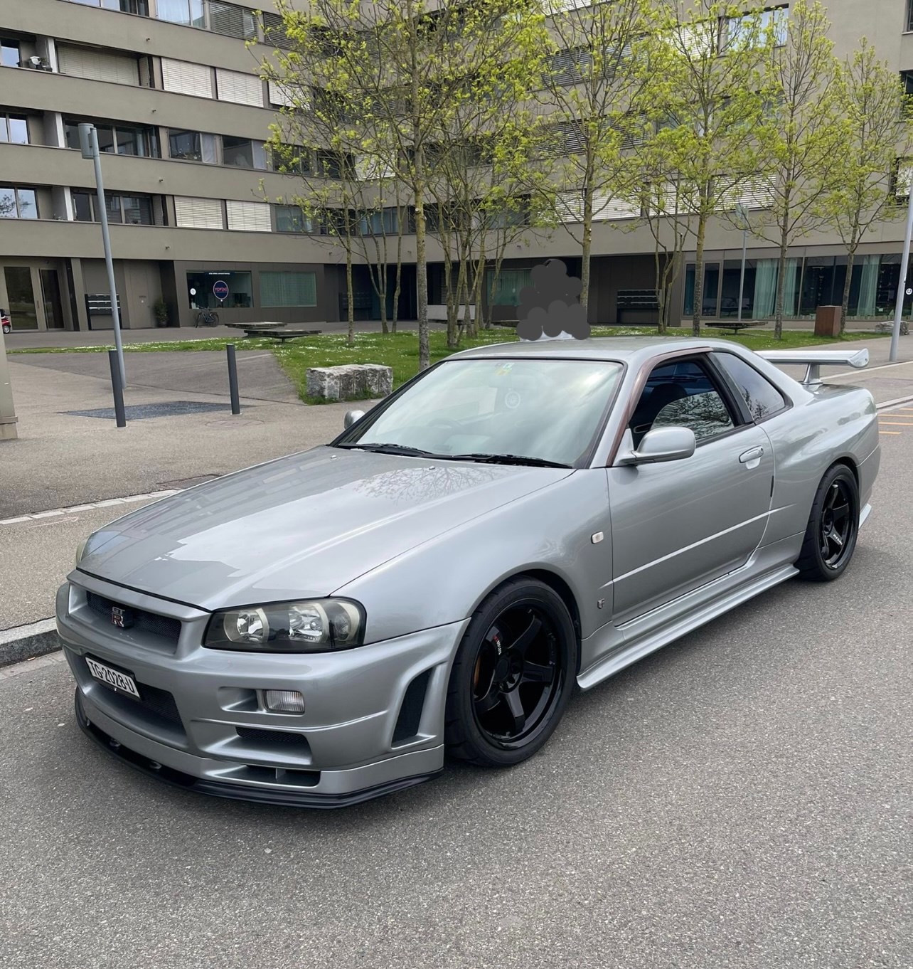 NISSAN Skyline R34 GTR VSpec