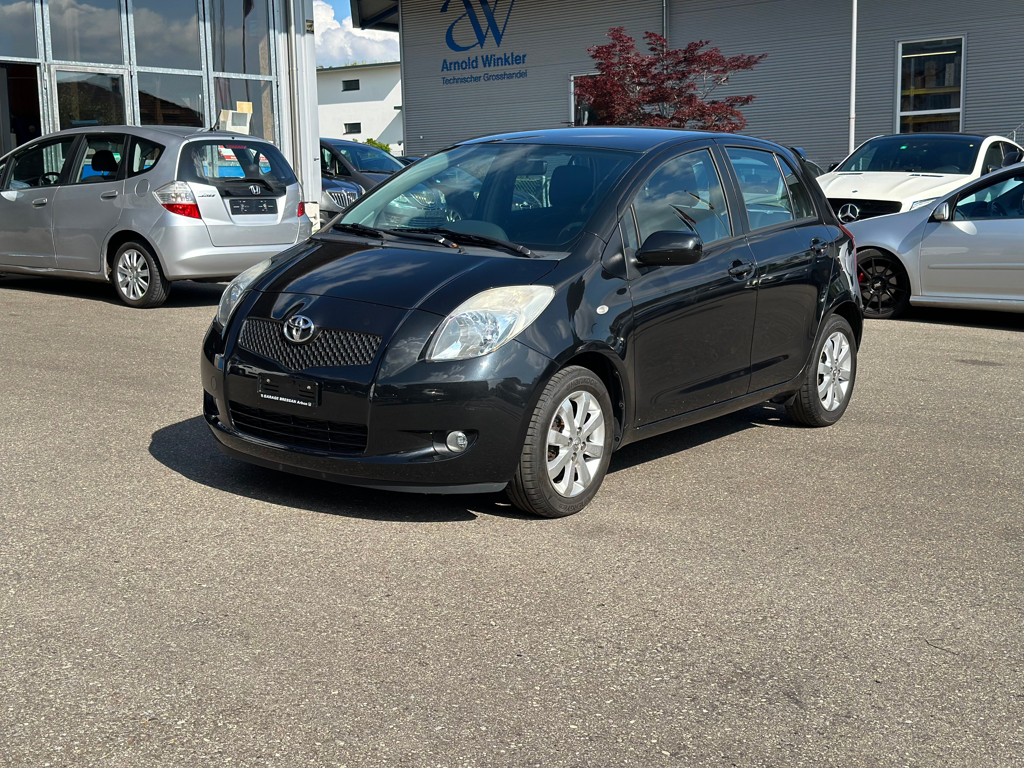 TOYOTA Yaris 1.3 Linea Luna