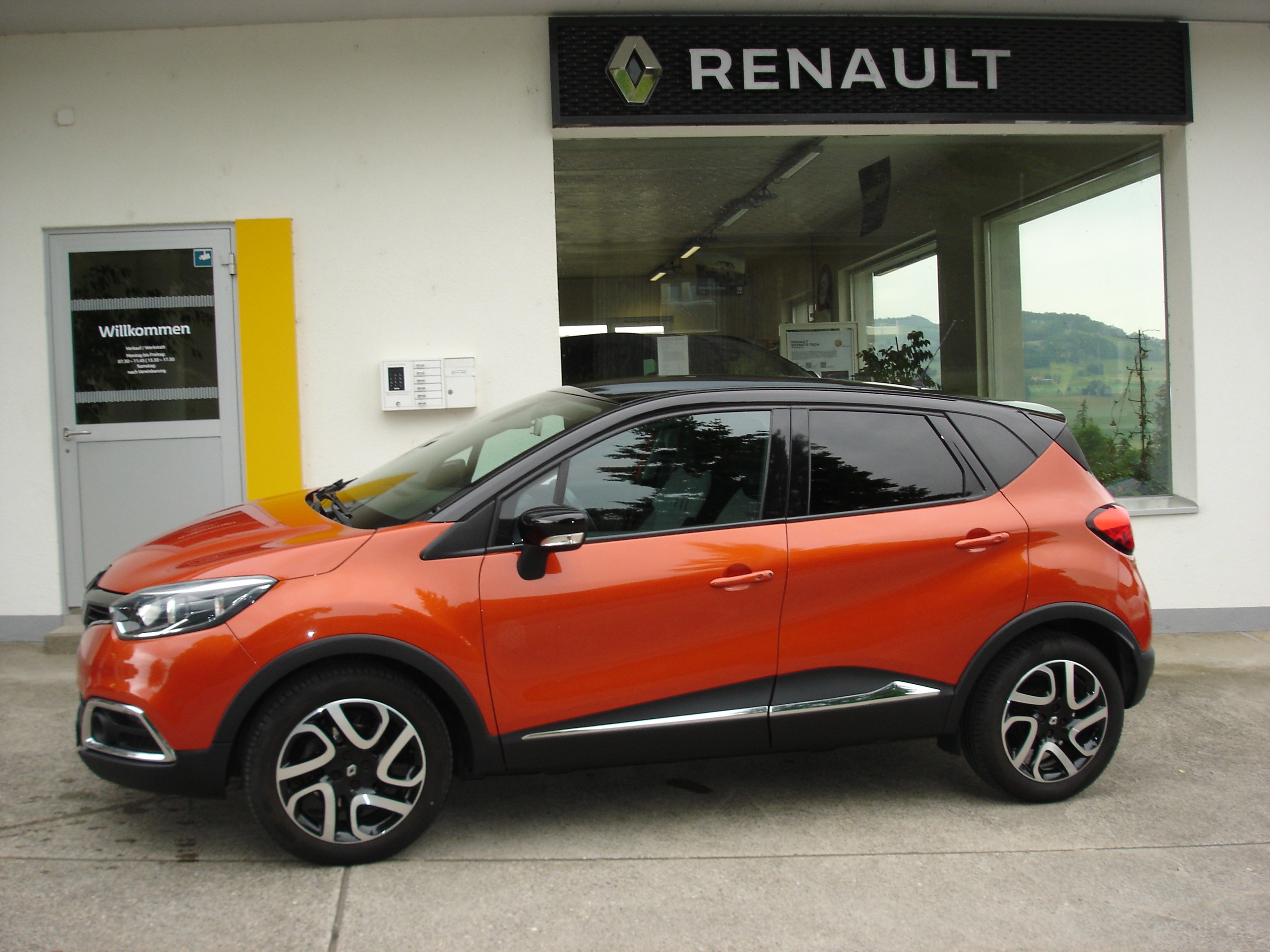 RENAULT Captur 1.2 T 16V Dynamique EDC