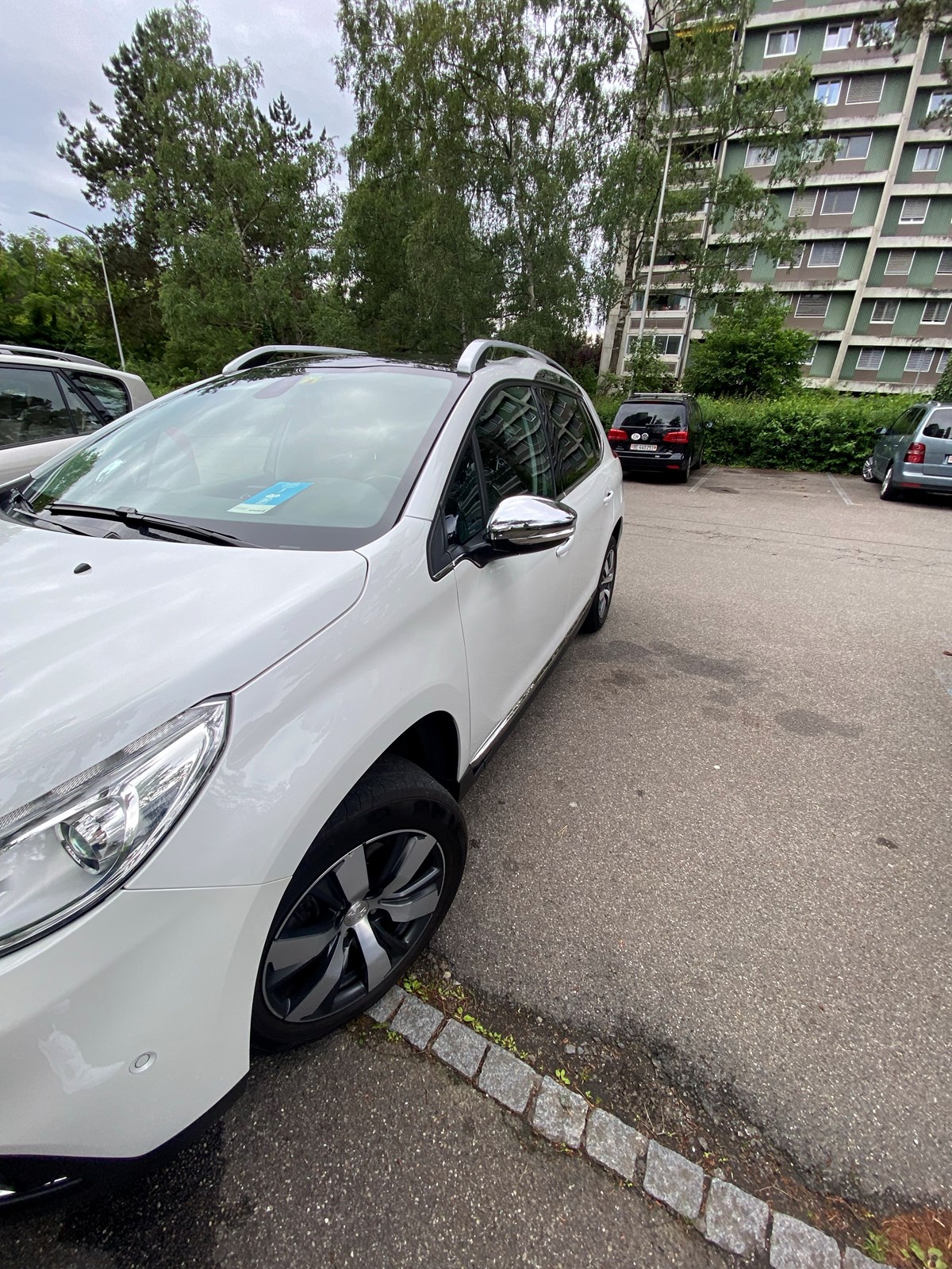 PEUGEOT 2008 1.6 Allure