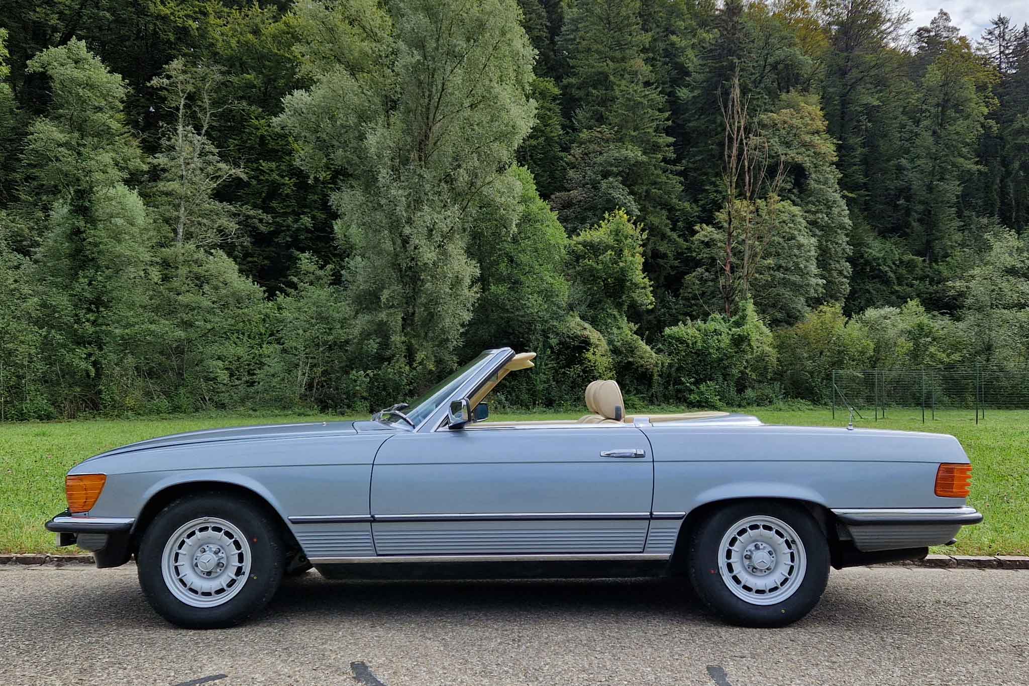 MERCEDES-BENZ 280 SL