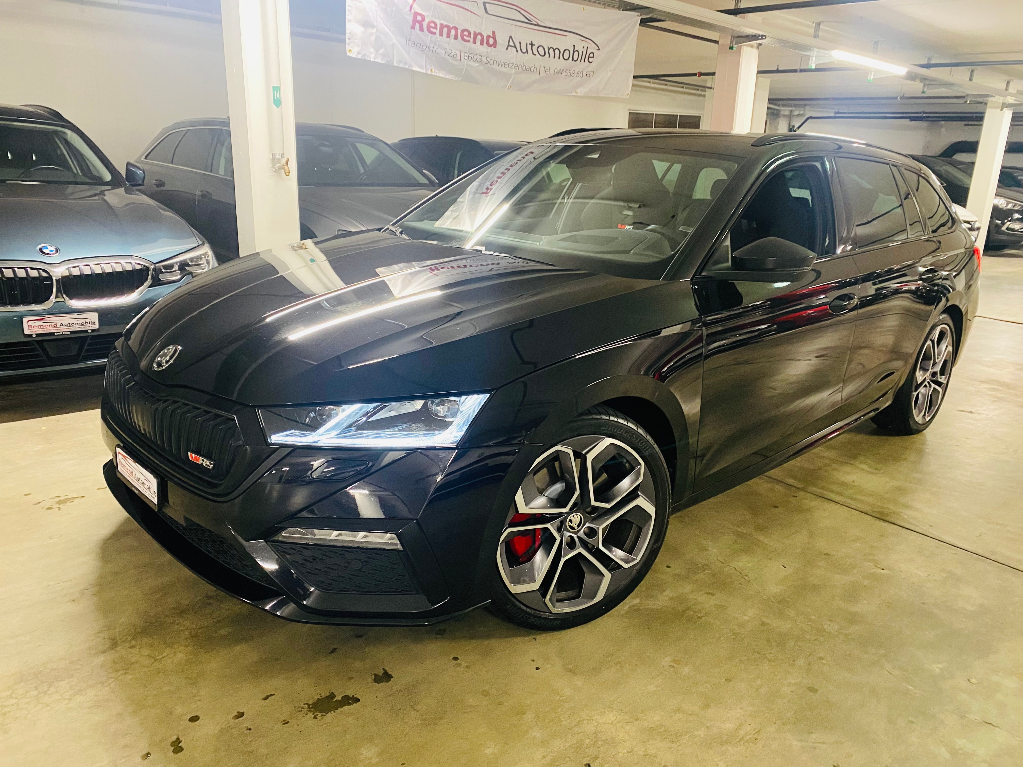 SKODA Octavia Combi 2.0 TSI DSG RS