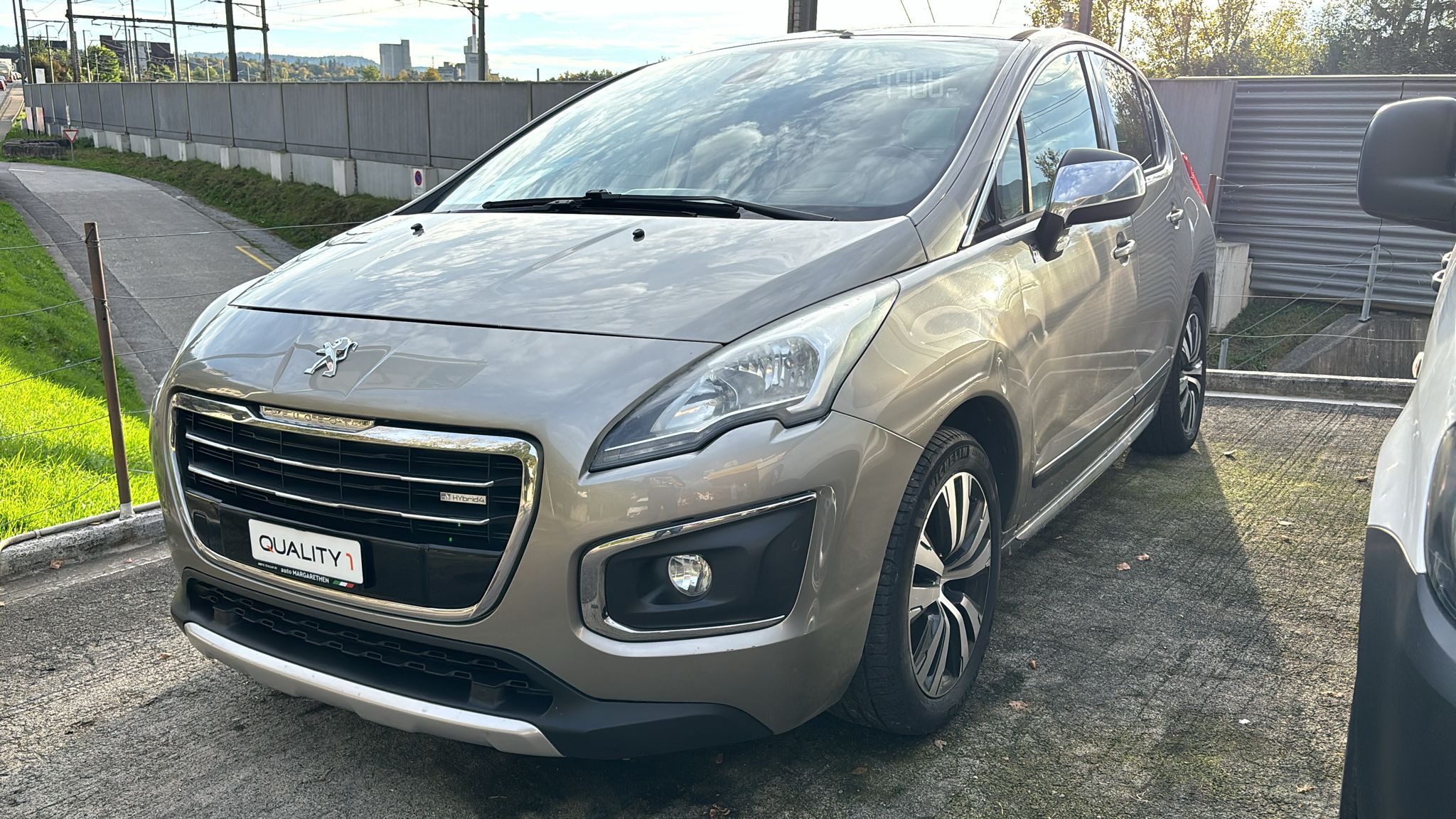 PEUGEOT 3008 HYbrid4 2.0 HDI ETG6