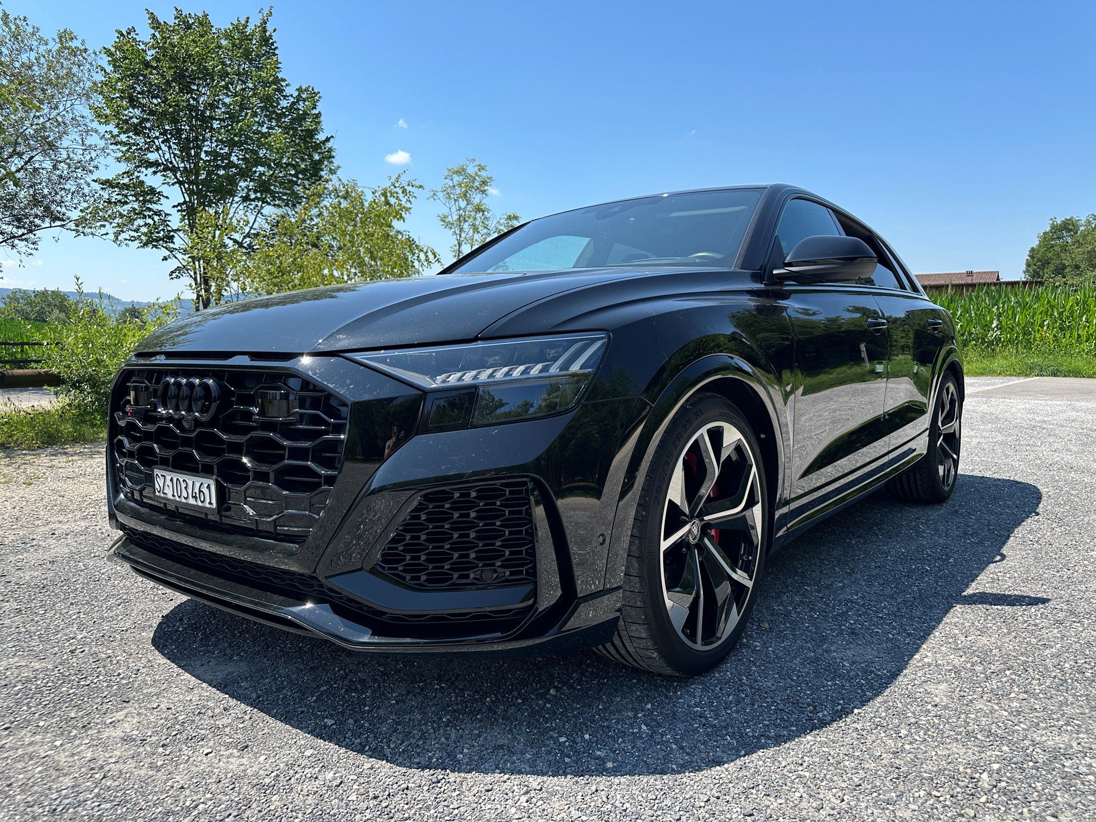 AUDI RSQ8 quattro tiptronic