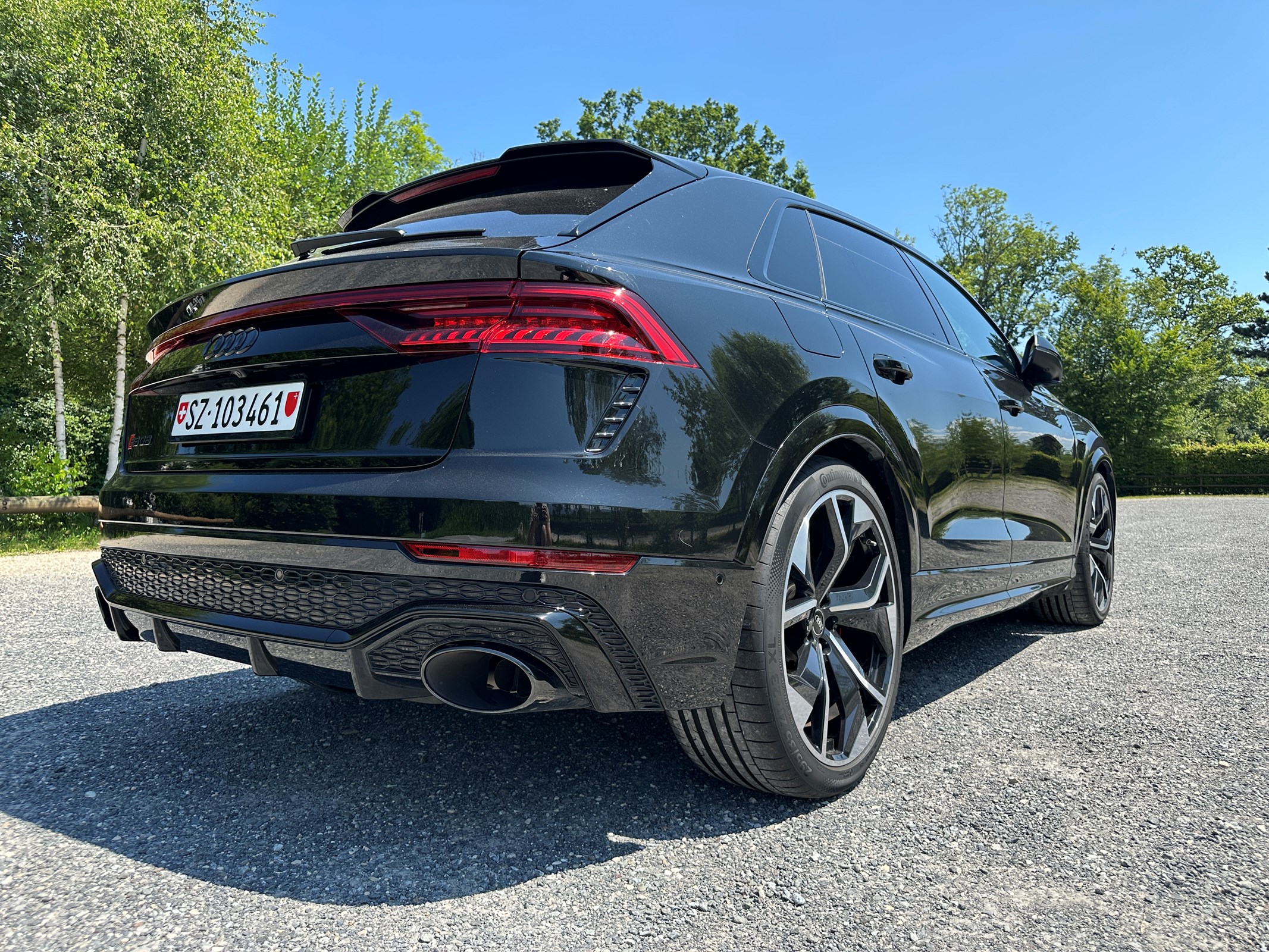 AUDI RSQ8 quattro tiptronic