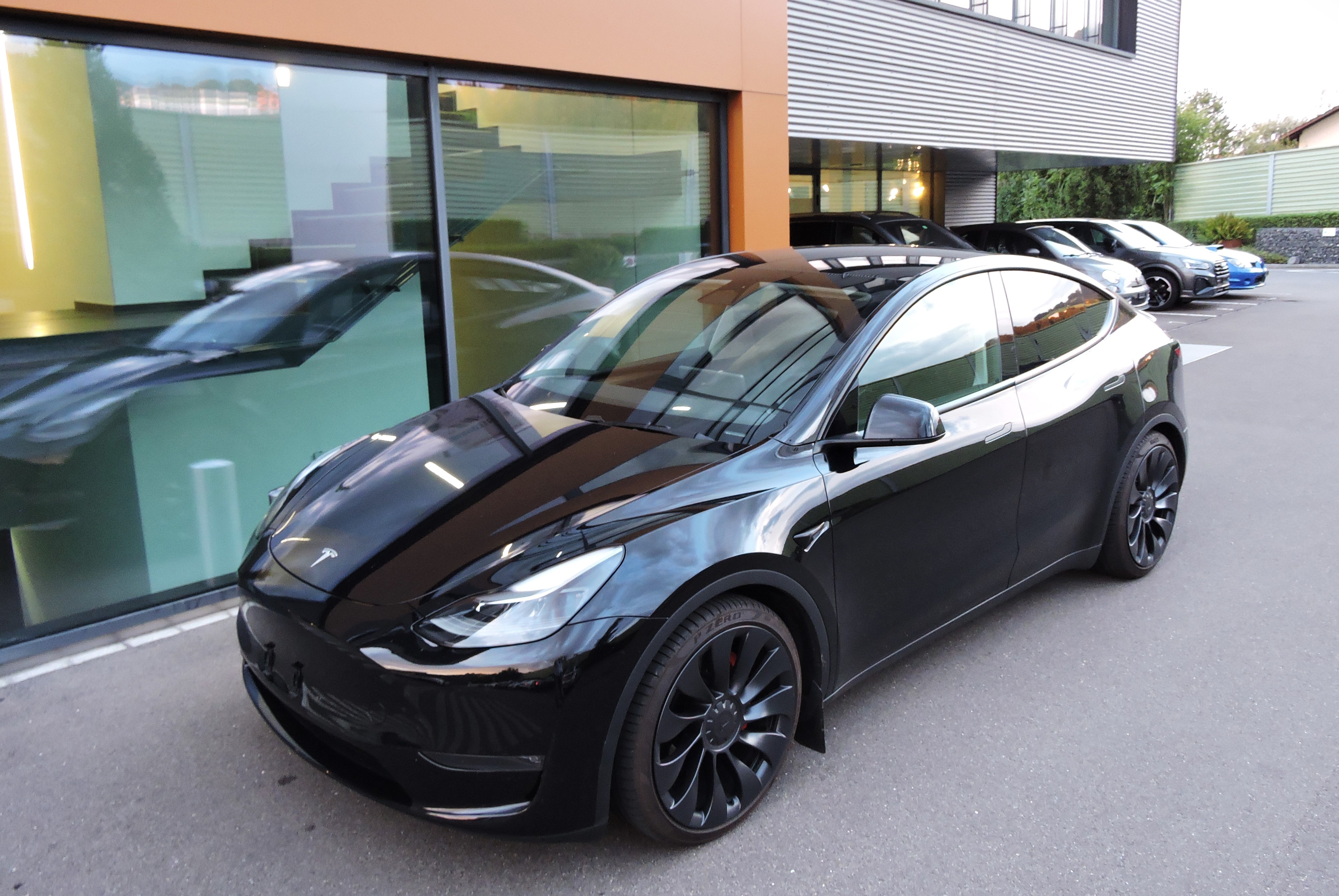 TESLA Model Y Performance