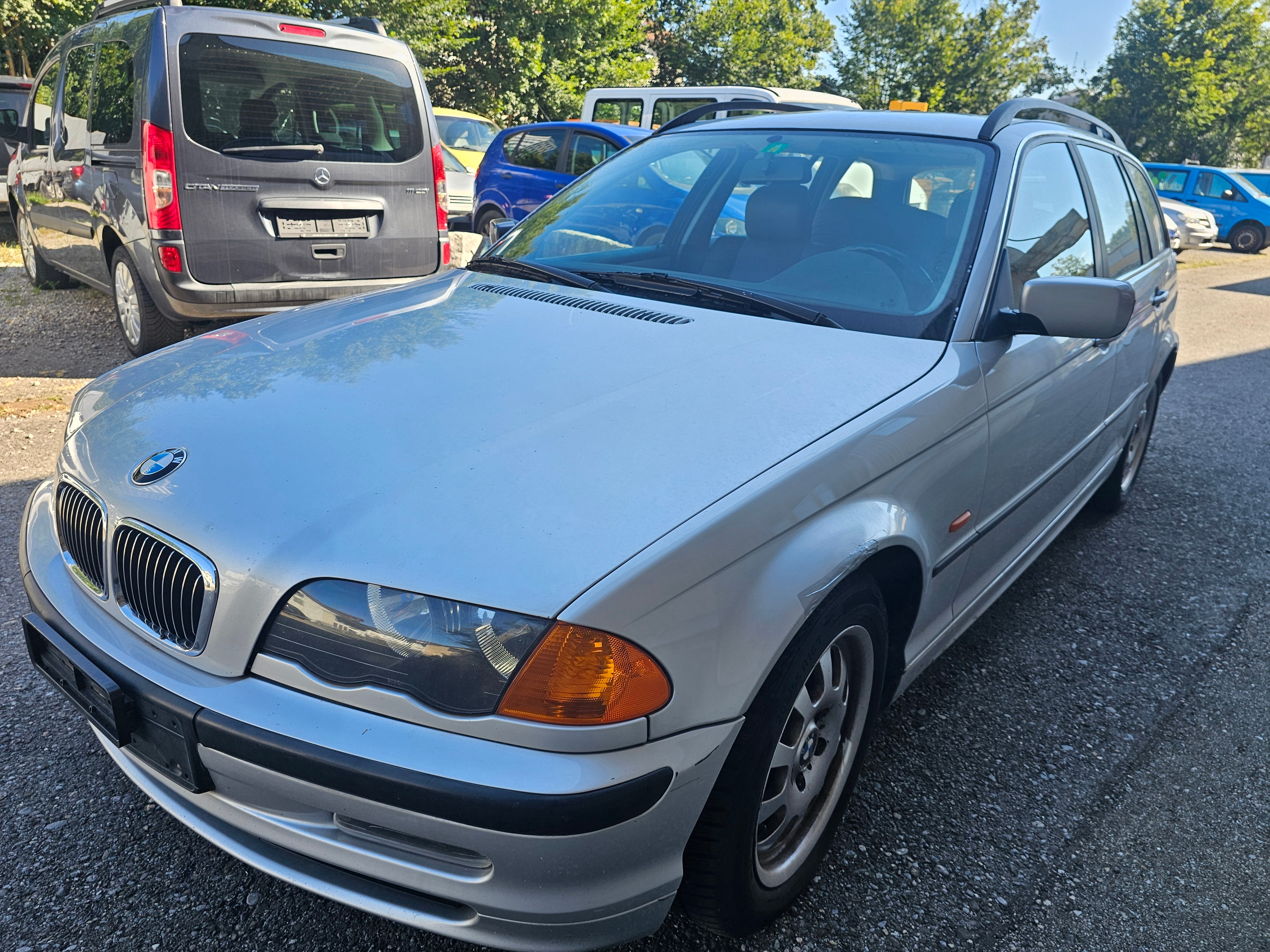 BMW 325i Touring