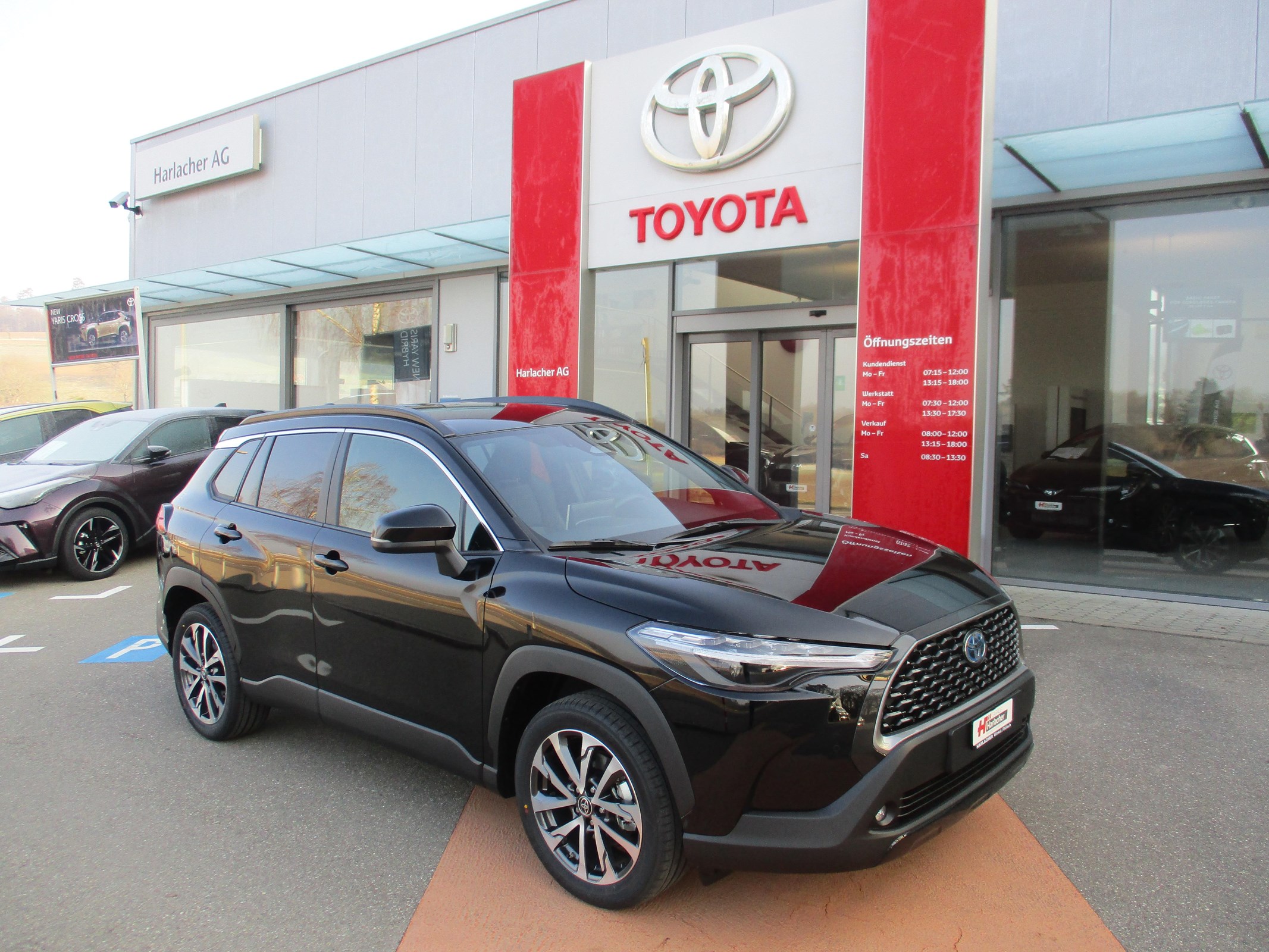 TOYOTA Corolla Cross 2.0 HSD Trend AWD-i