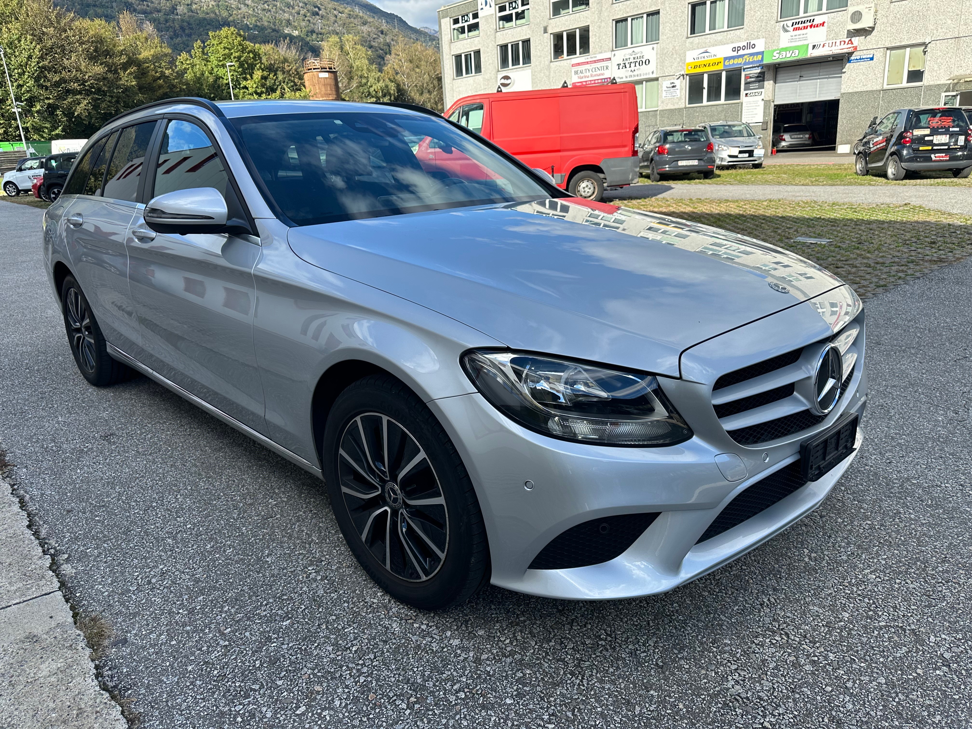 MERCEDES-BENZ C 220 d Swiss Star 4M 9G-Tronic