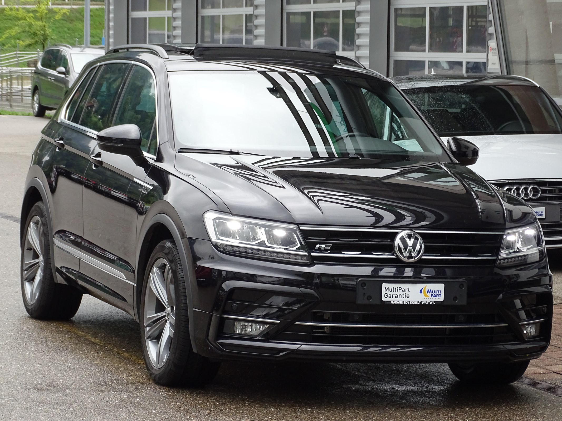 VW Tiguan 1.4TSI R-Line 4Motion DSG **Panoramadach**