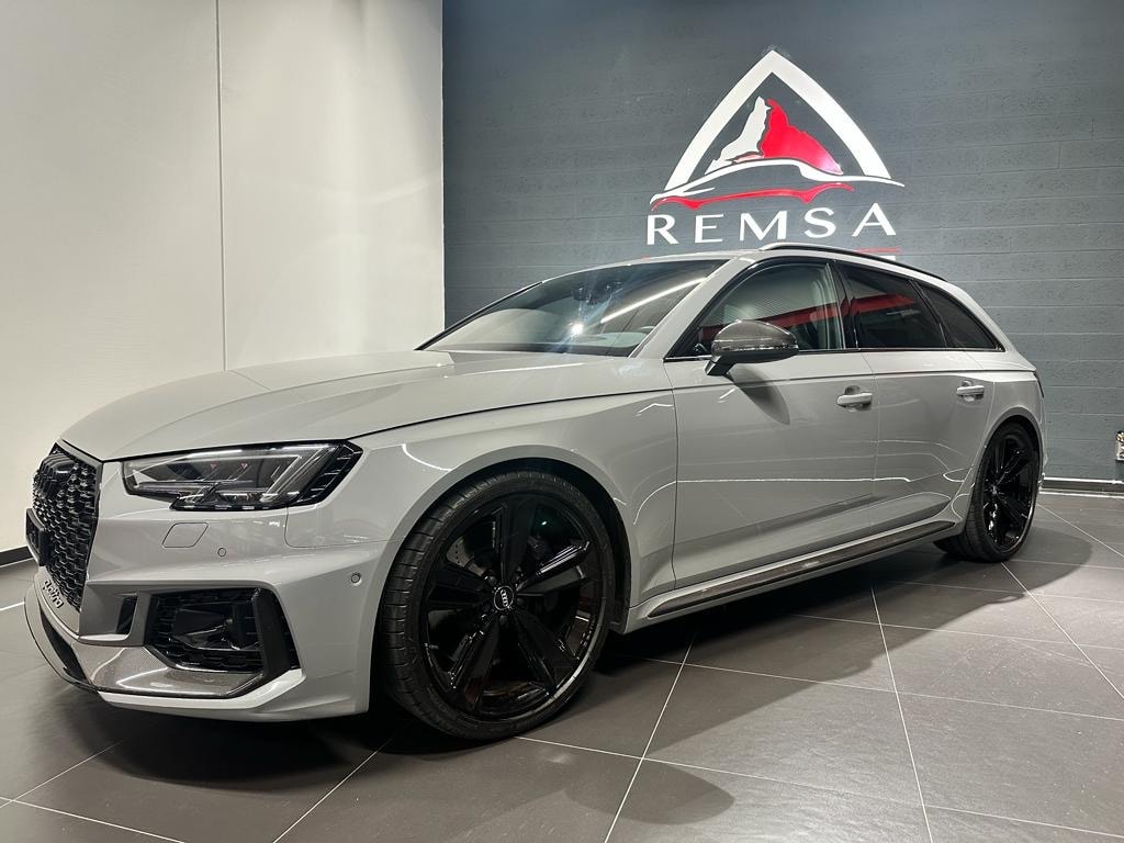 AUDI RS4 Avant 2.9 TFSI quattro tiptronic