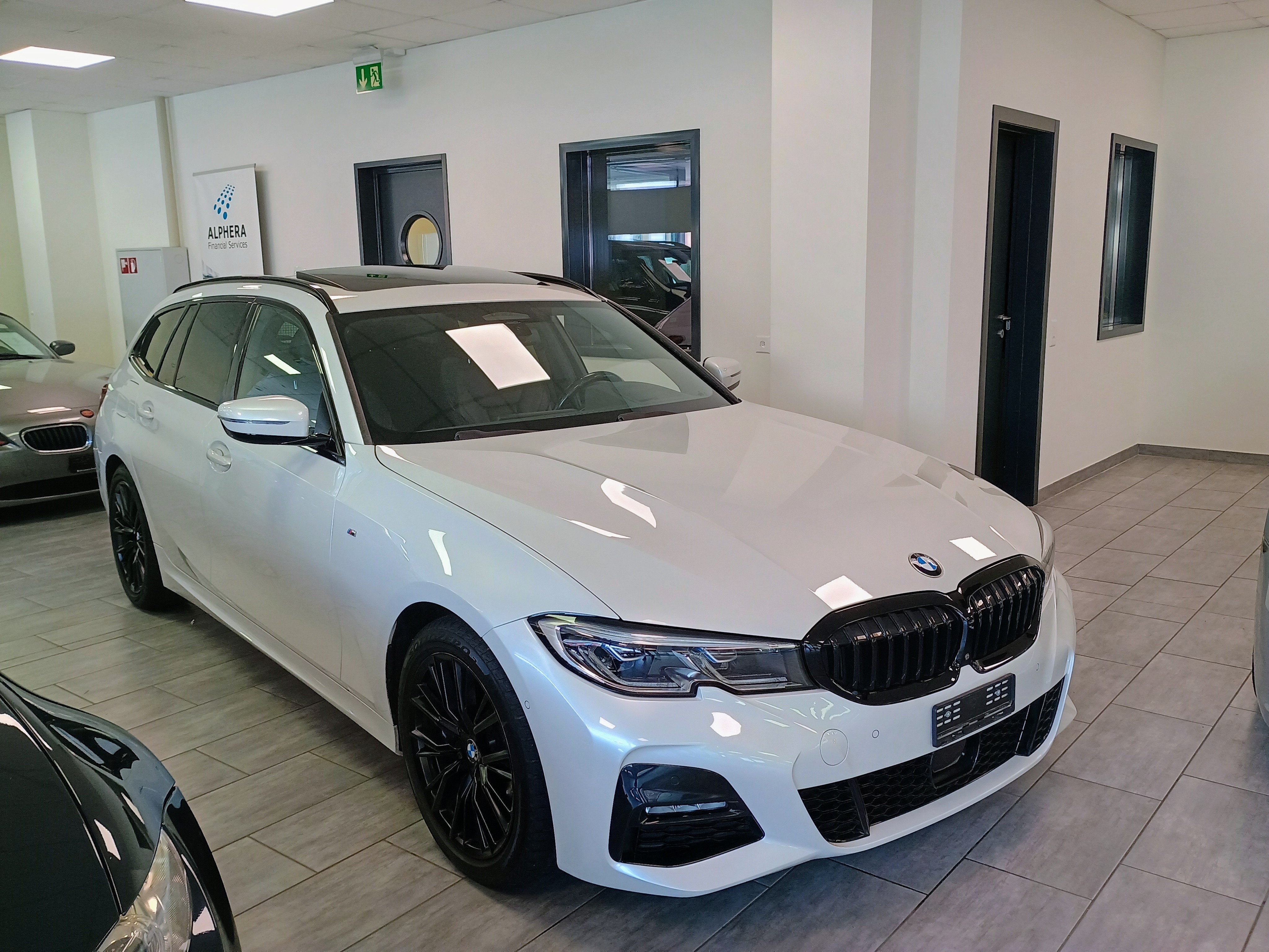 BMW 330i Touring xDrive Steptronic M Sport