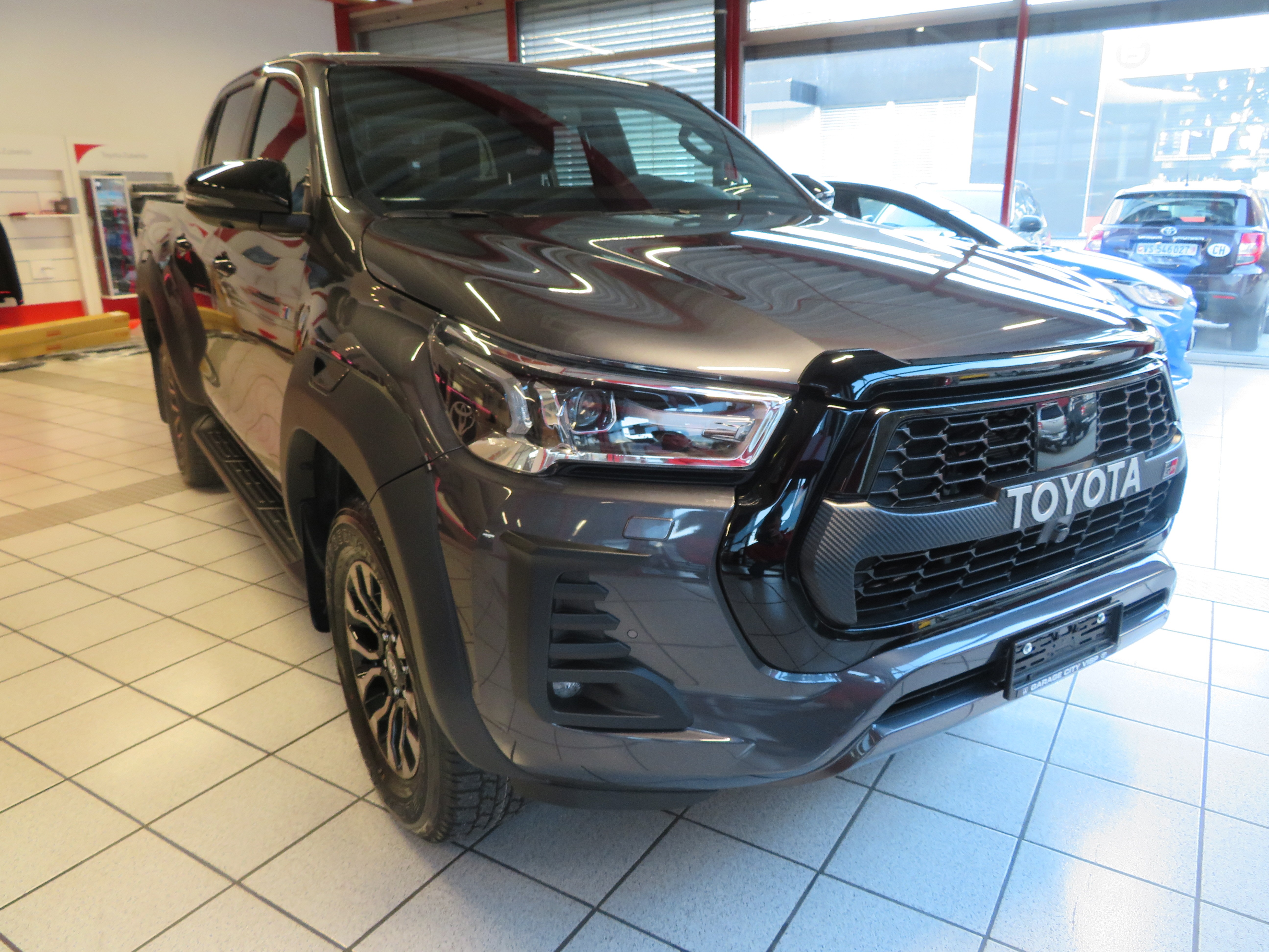 TOYOTA Hilux 2.8D-4D GR Double Cab 4x4 A