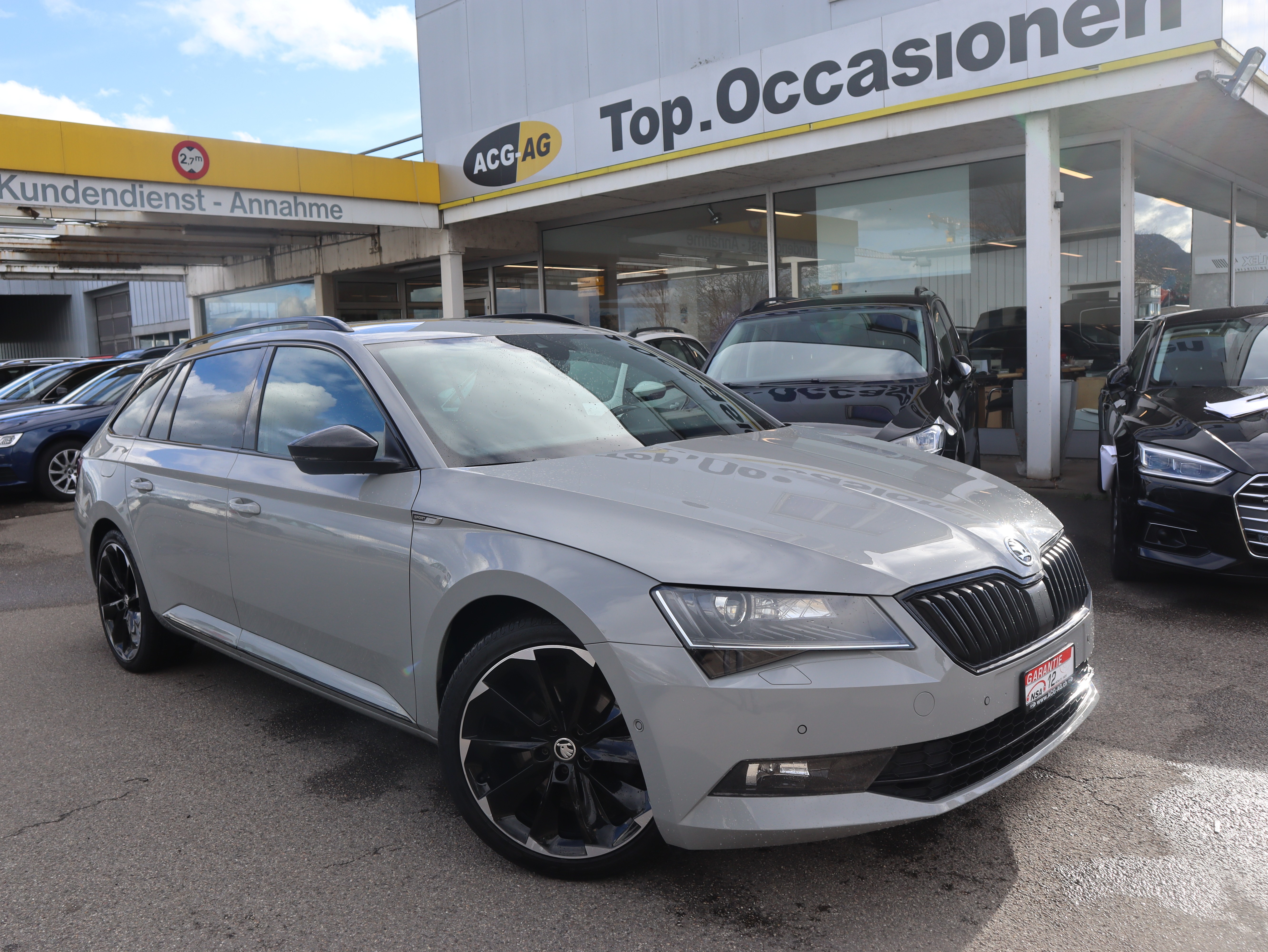 SKODA Superb Combi 2.0 TDi SportLine+ DSG ** Leder Alcantara ** Cockpit ** Navi mit RF-Kamera ** Frisch ab MFK & Service **