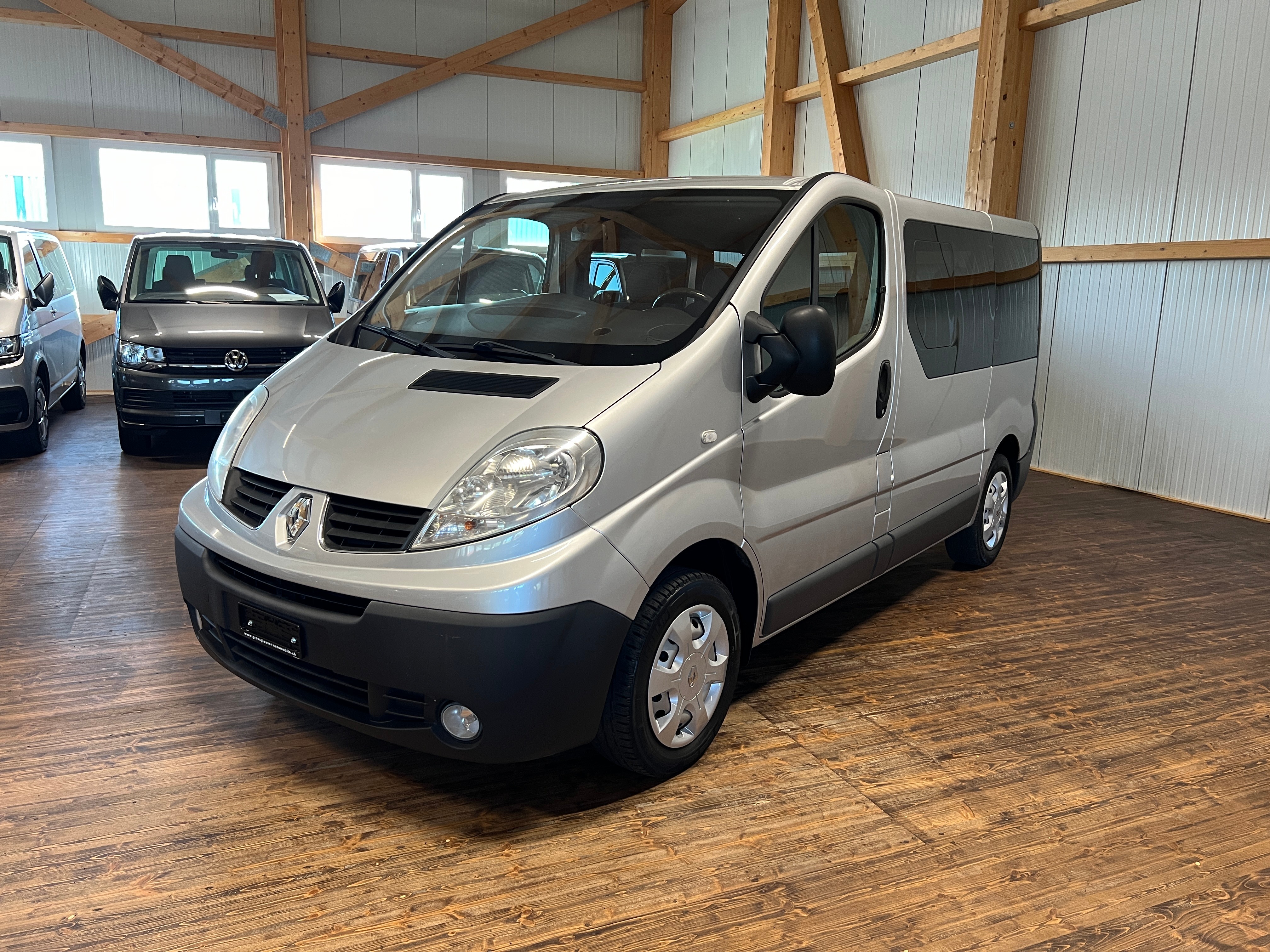 RENAULT Trafic 2.0dCi Eco Passenger Authentique