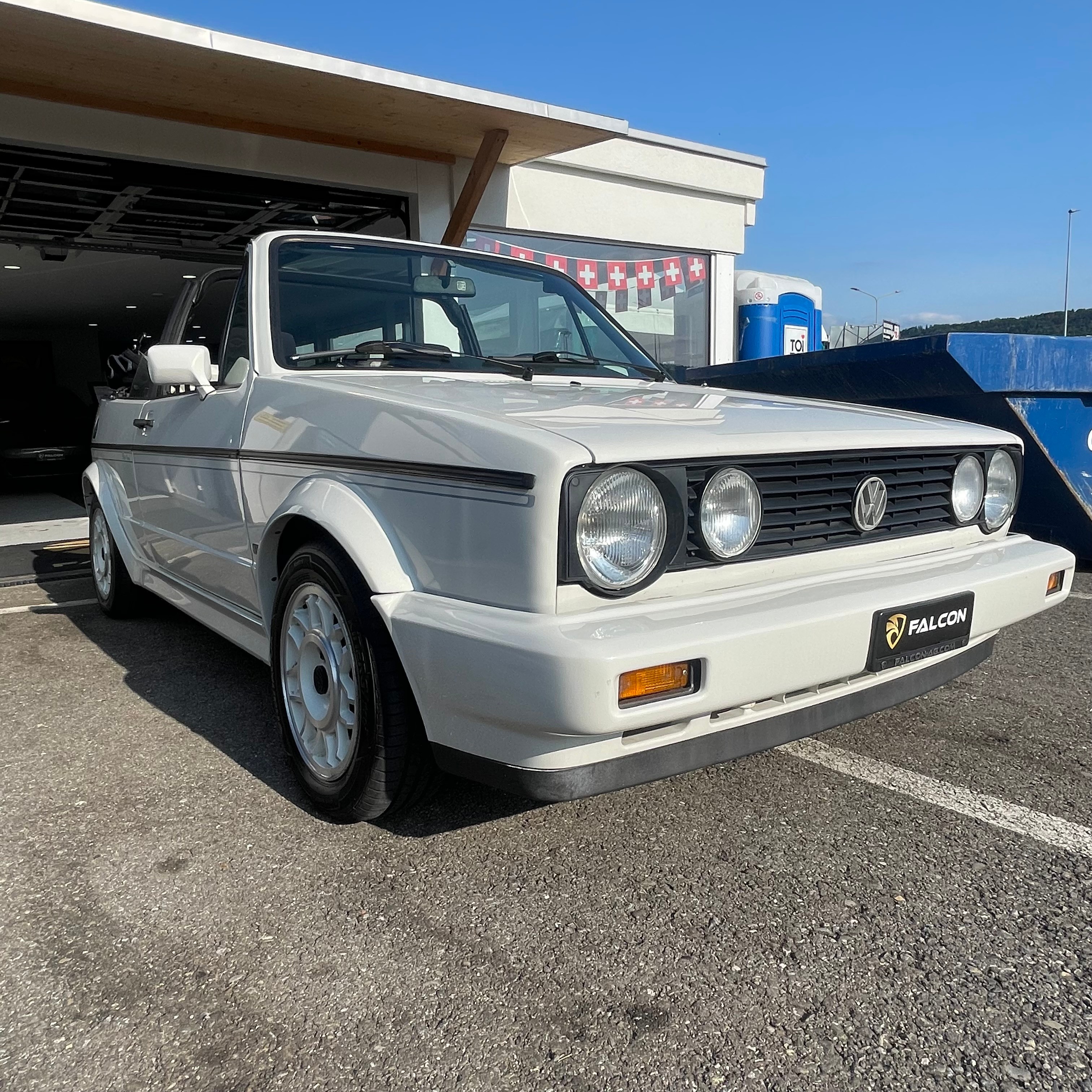 VW Golf Cabriolet Special/White