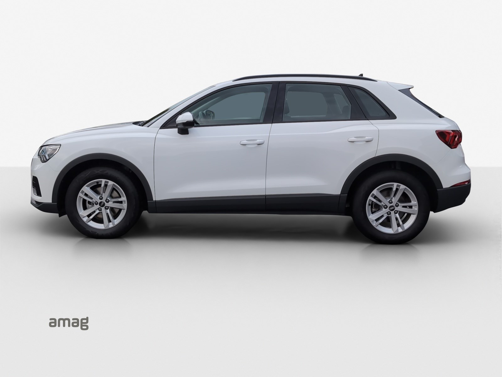 AUDI Q3 35 TFSI Attraction S-tronic