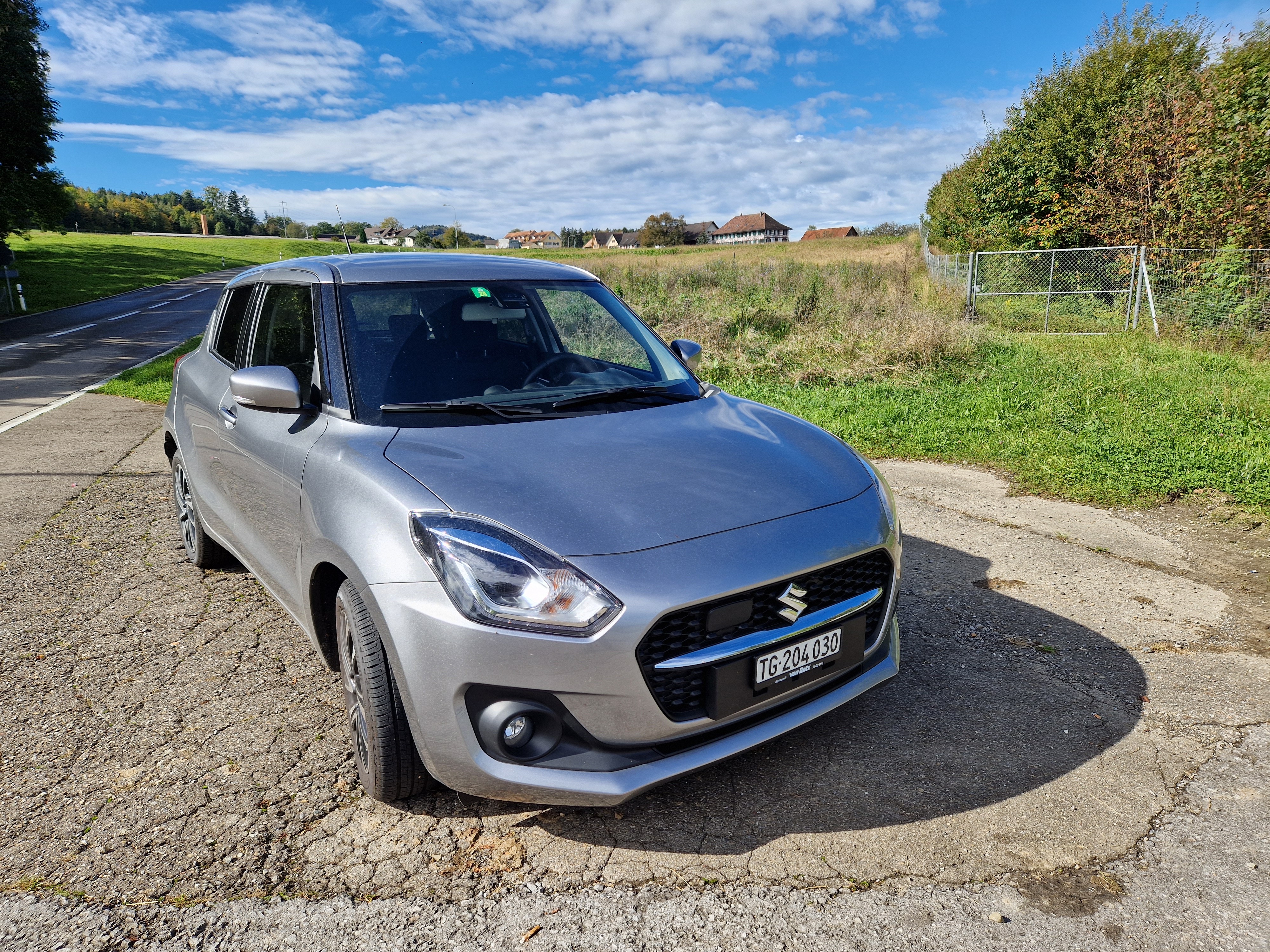 SUZUKI Swift 1.2 Compact Top Hybrid CVT