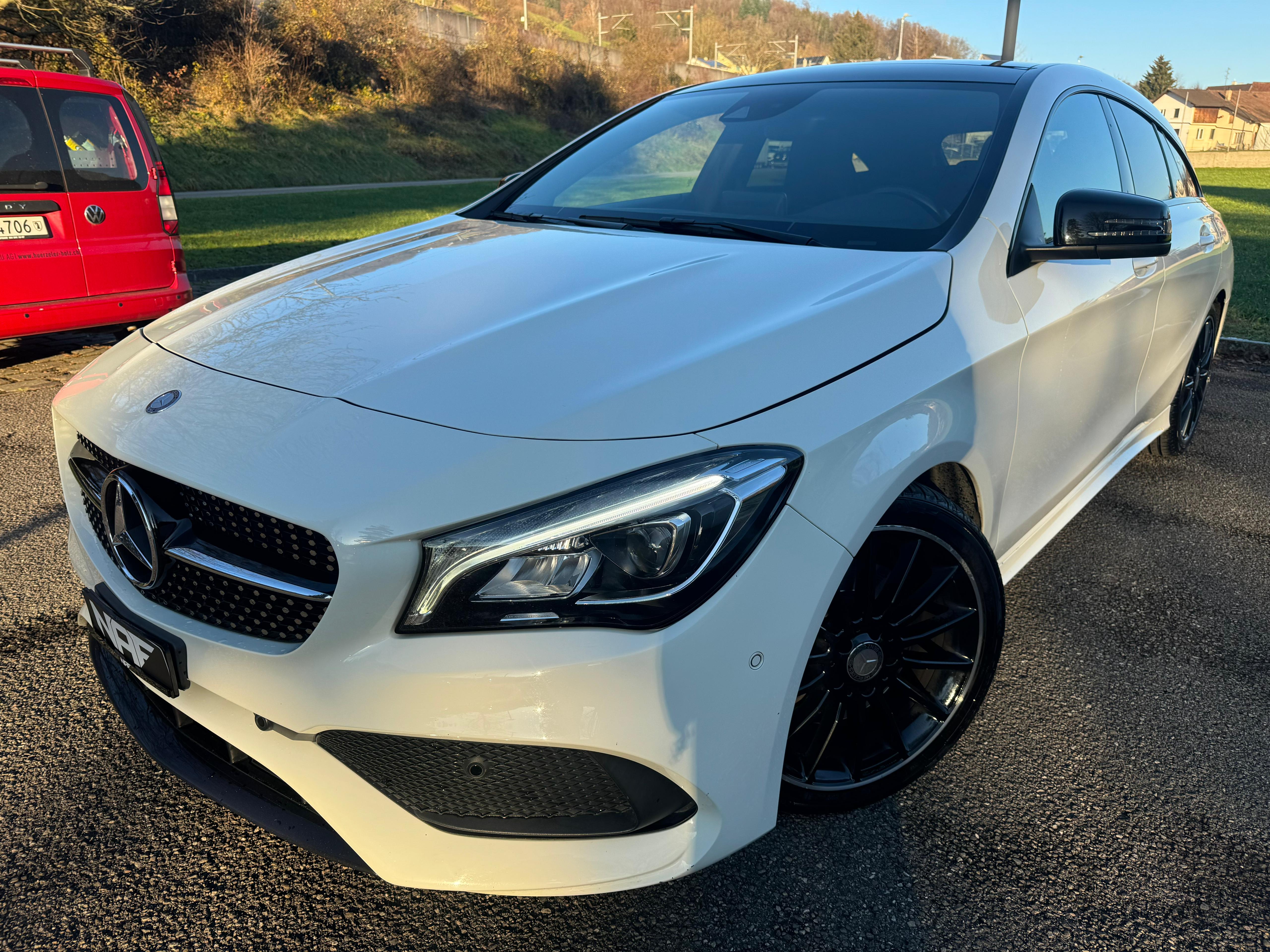 MERCEDES-BENZ CLA Shooting Brake 220 d AMG Line 4Matic 7G-DCT