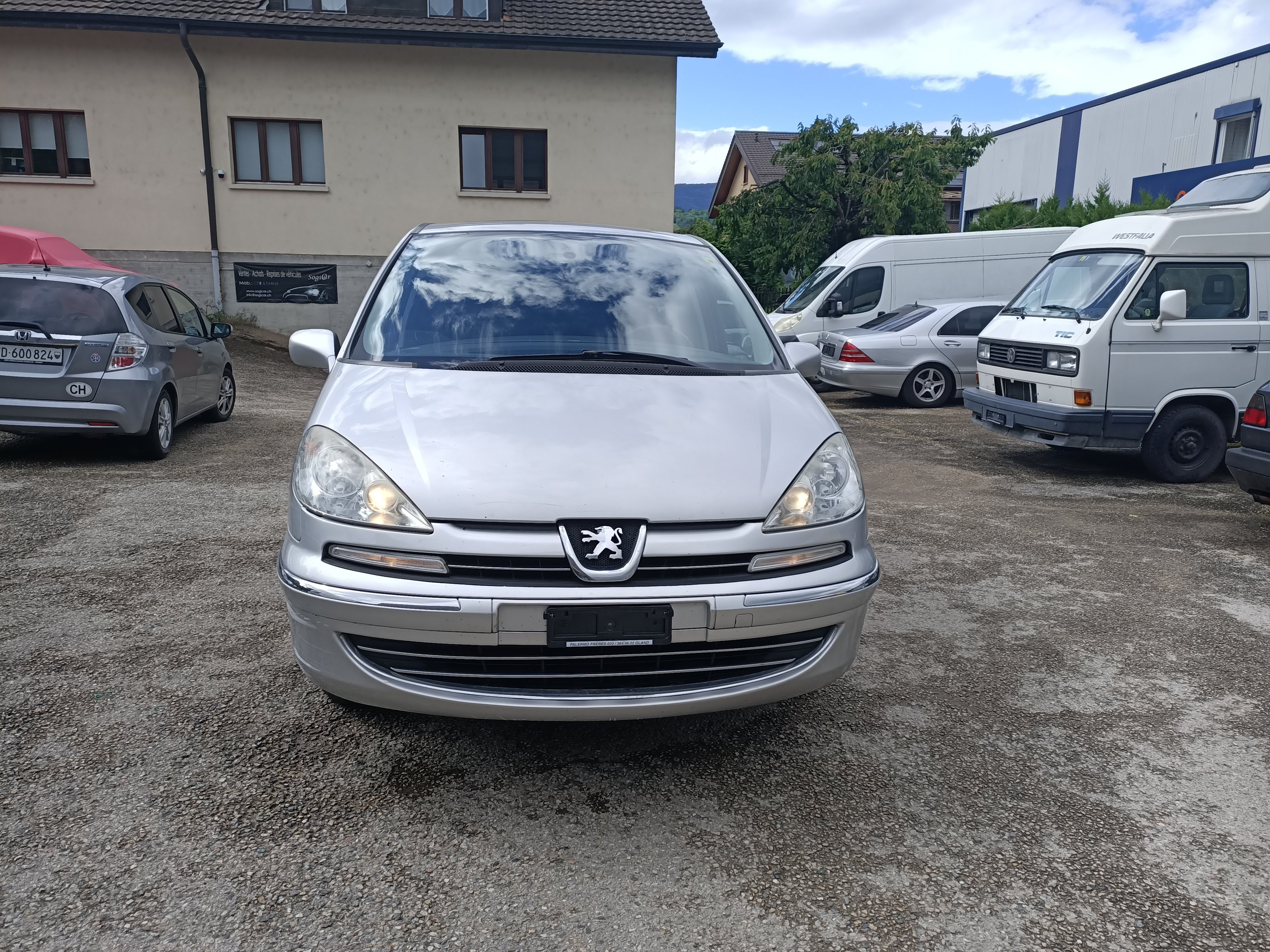 PEUGEOT 807 2.0 16V (SR) Family Automatic