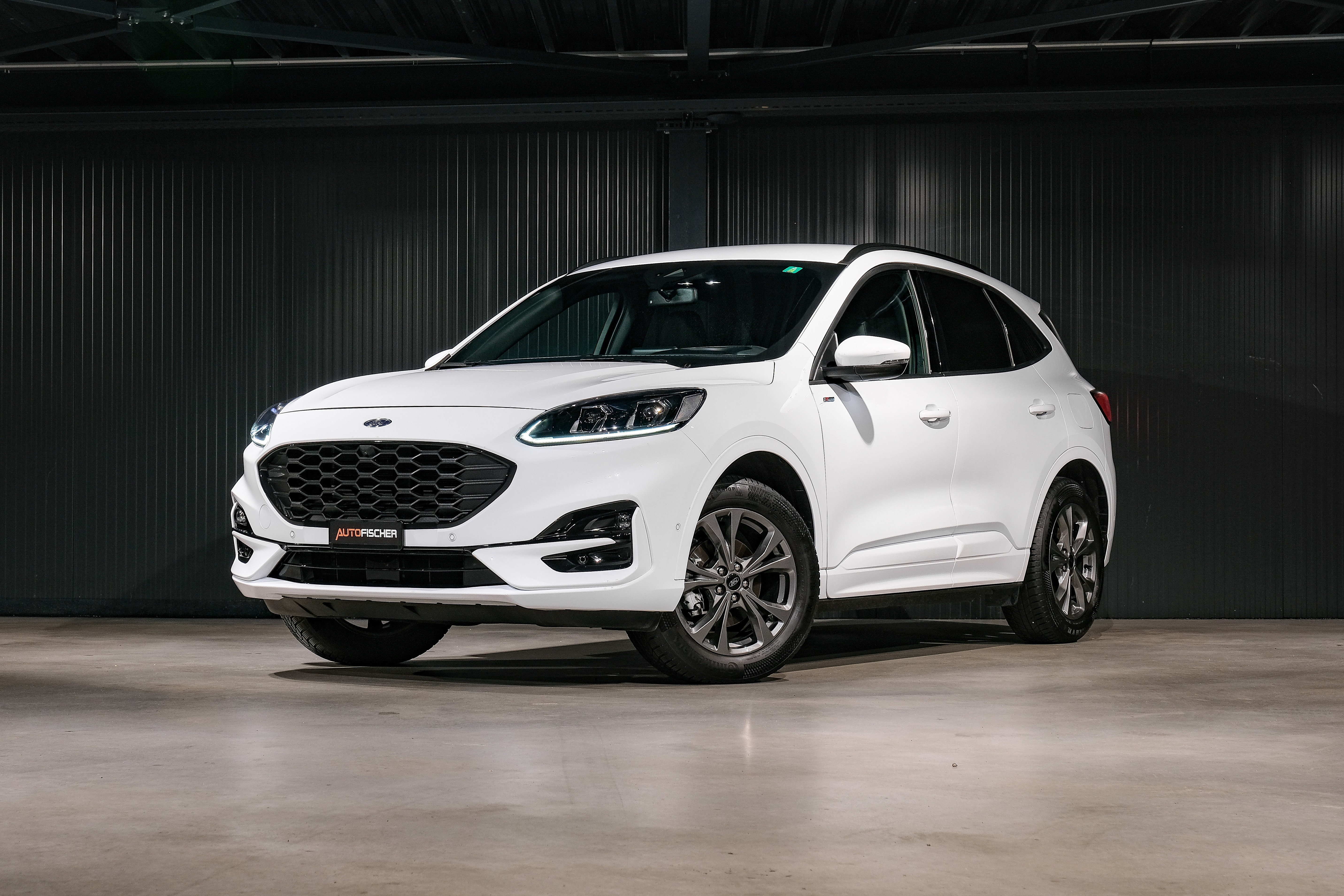 FORD Kuga 2.5 FHEV ST-Line X 4WD