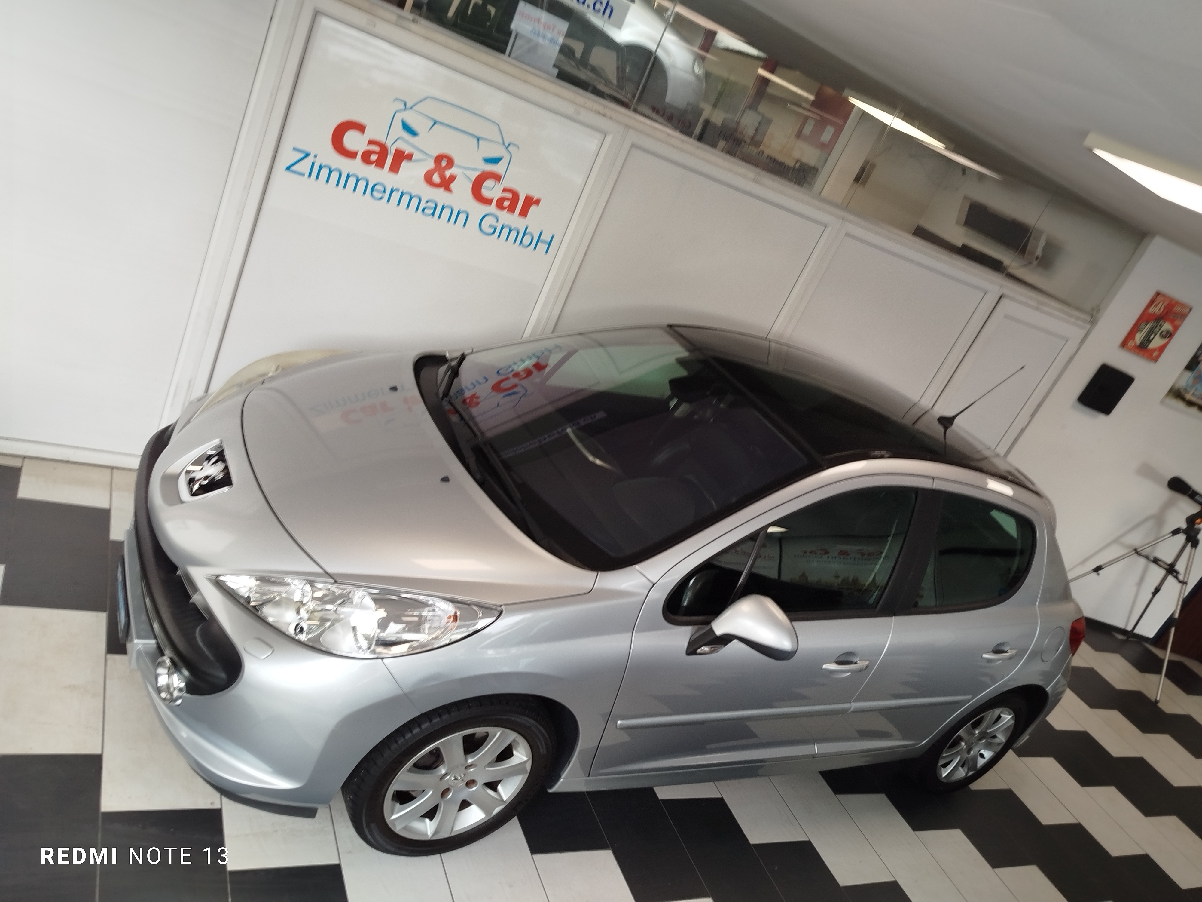 PEUGEOT 207 1.6 16V Black&Silver