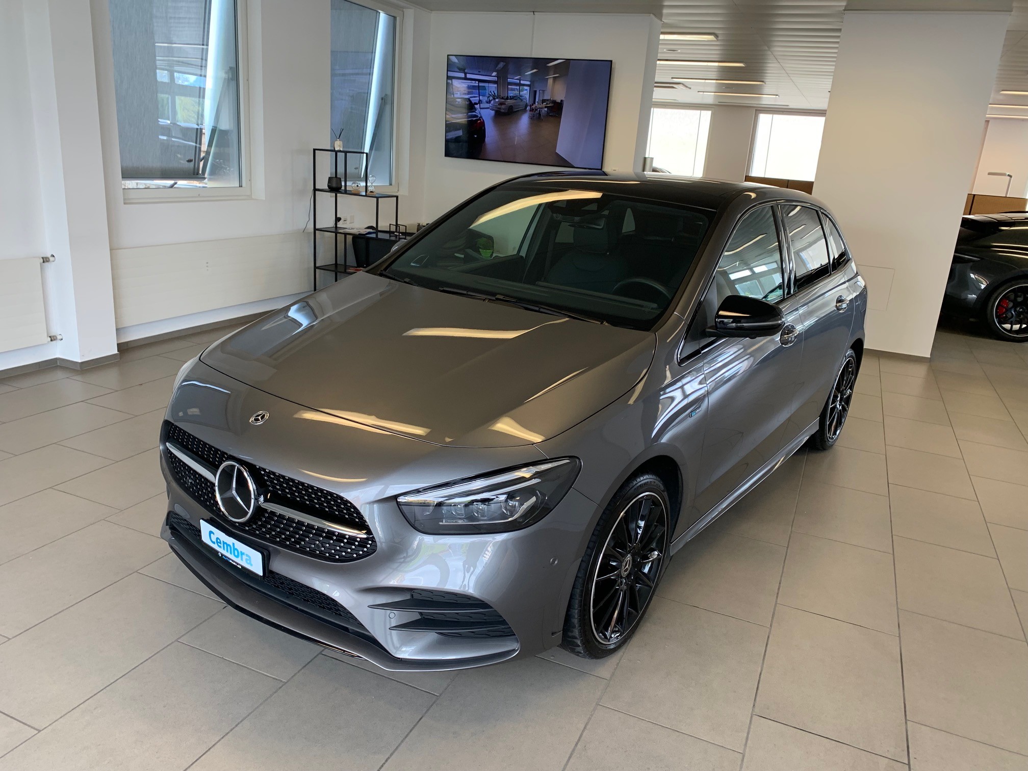 MERCEDES-BENZ B 250 e AMG Line 8G-DCT