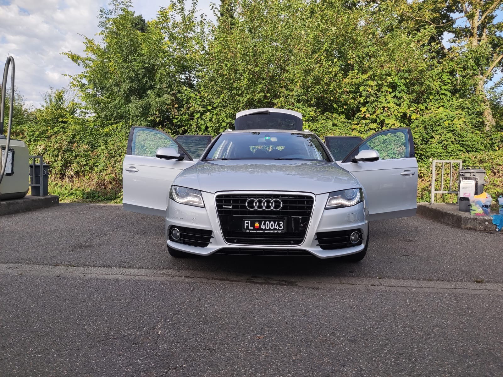 AUDI A4 2.0 TFSI (S-Line)