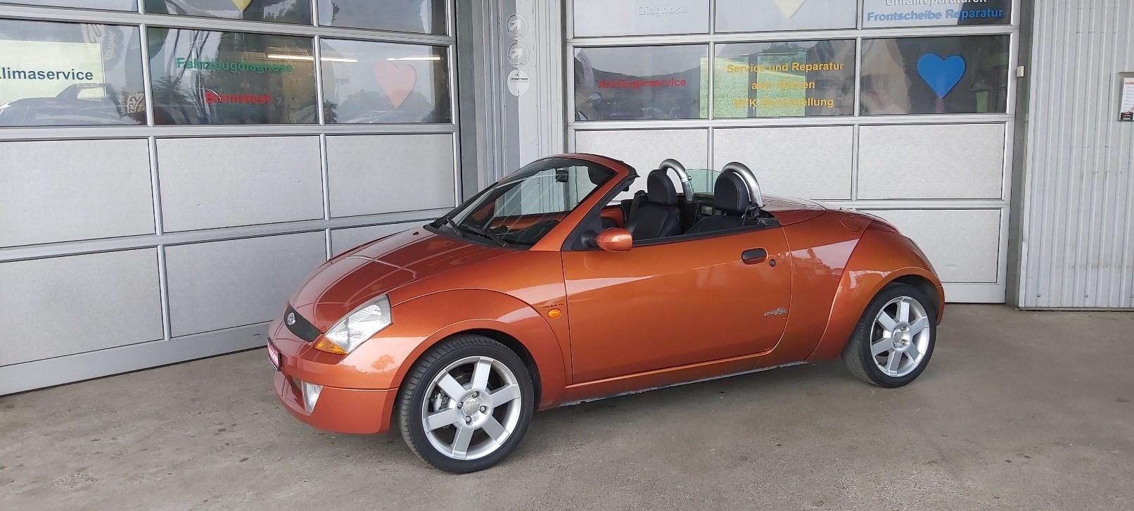 FORD Streetka 1.6 (Luxury)