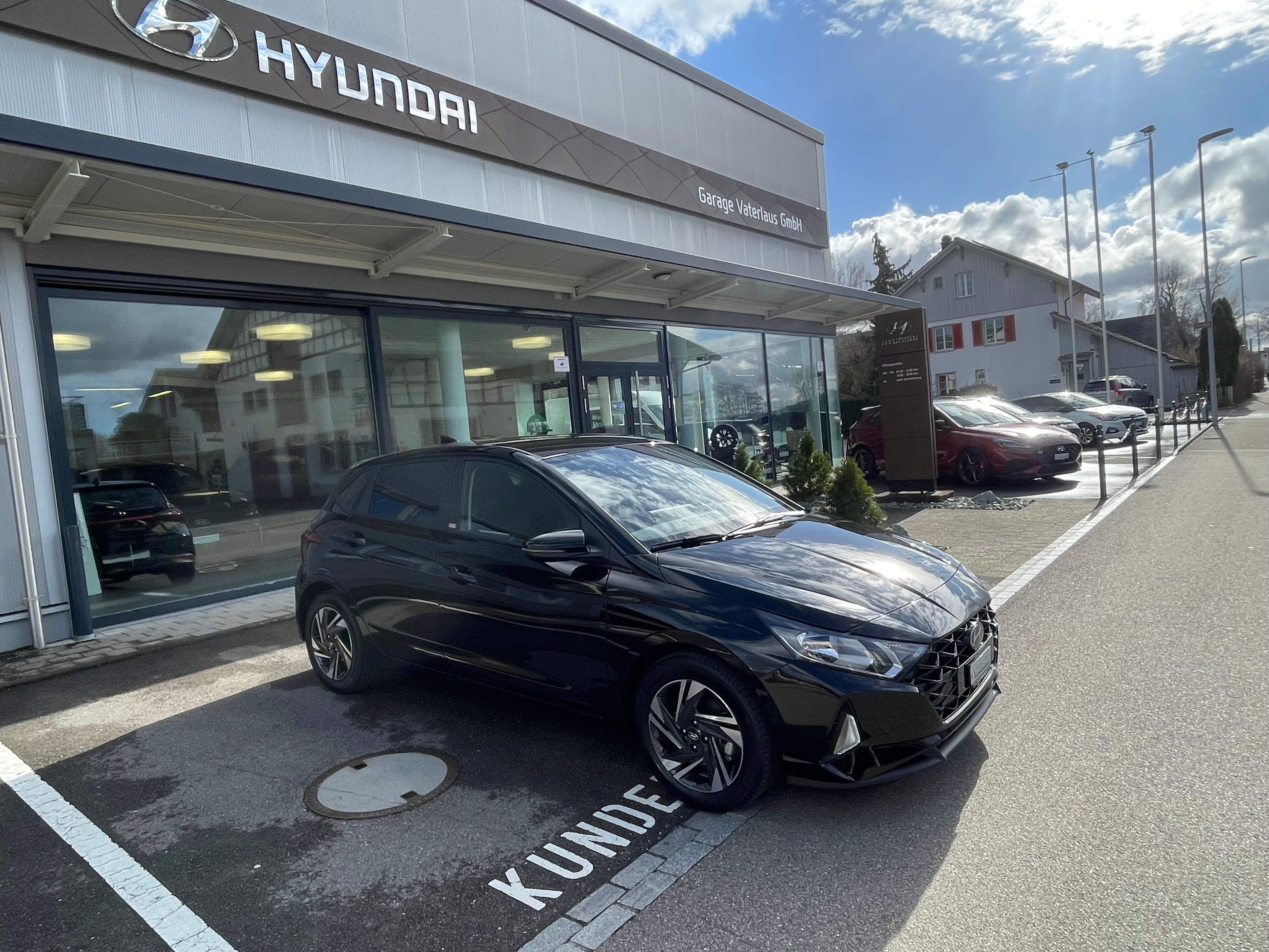 HYUNDAI i20 1.0 T-GDi Amplia DCT