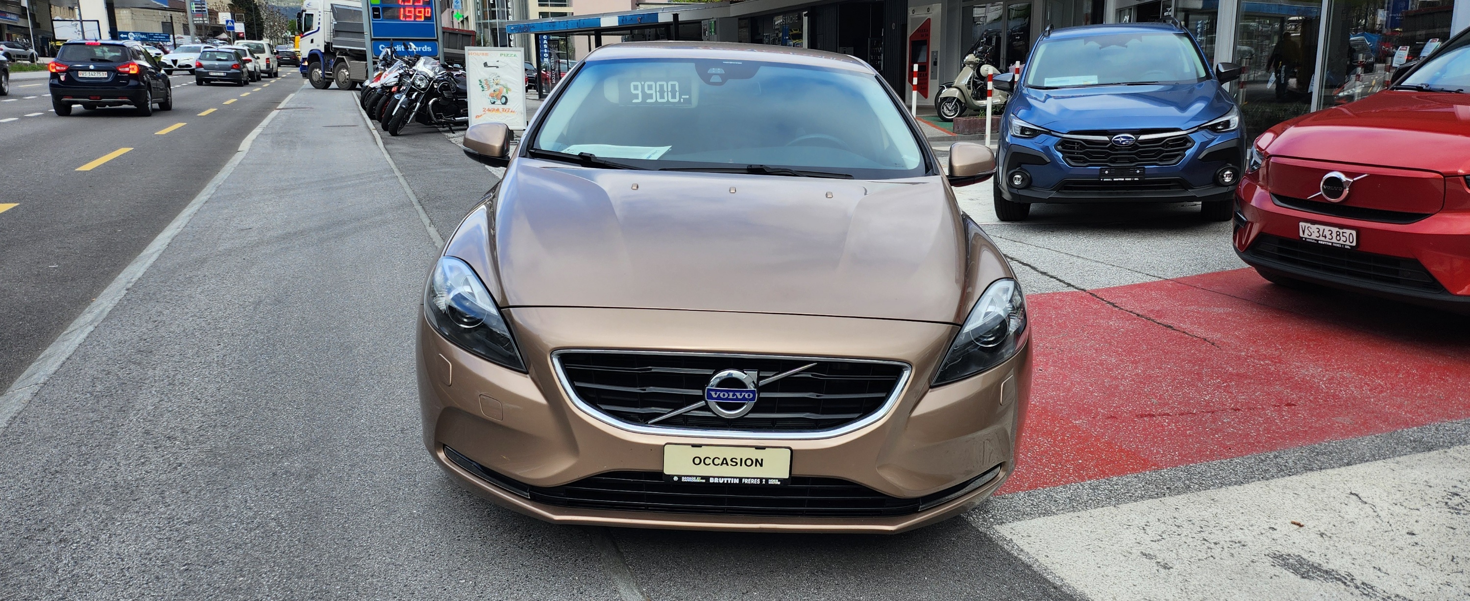 VOLVO V40 T3 Summum