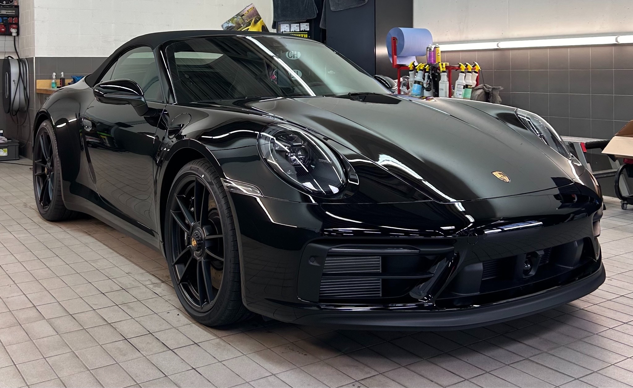 PORSCHE 911 Carrera 4 GTS Cabriolet PDK