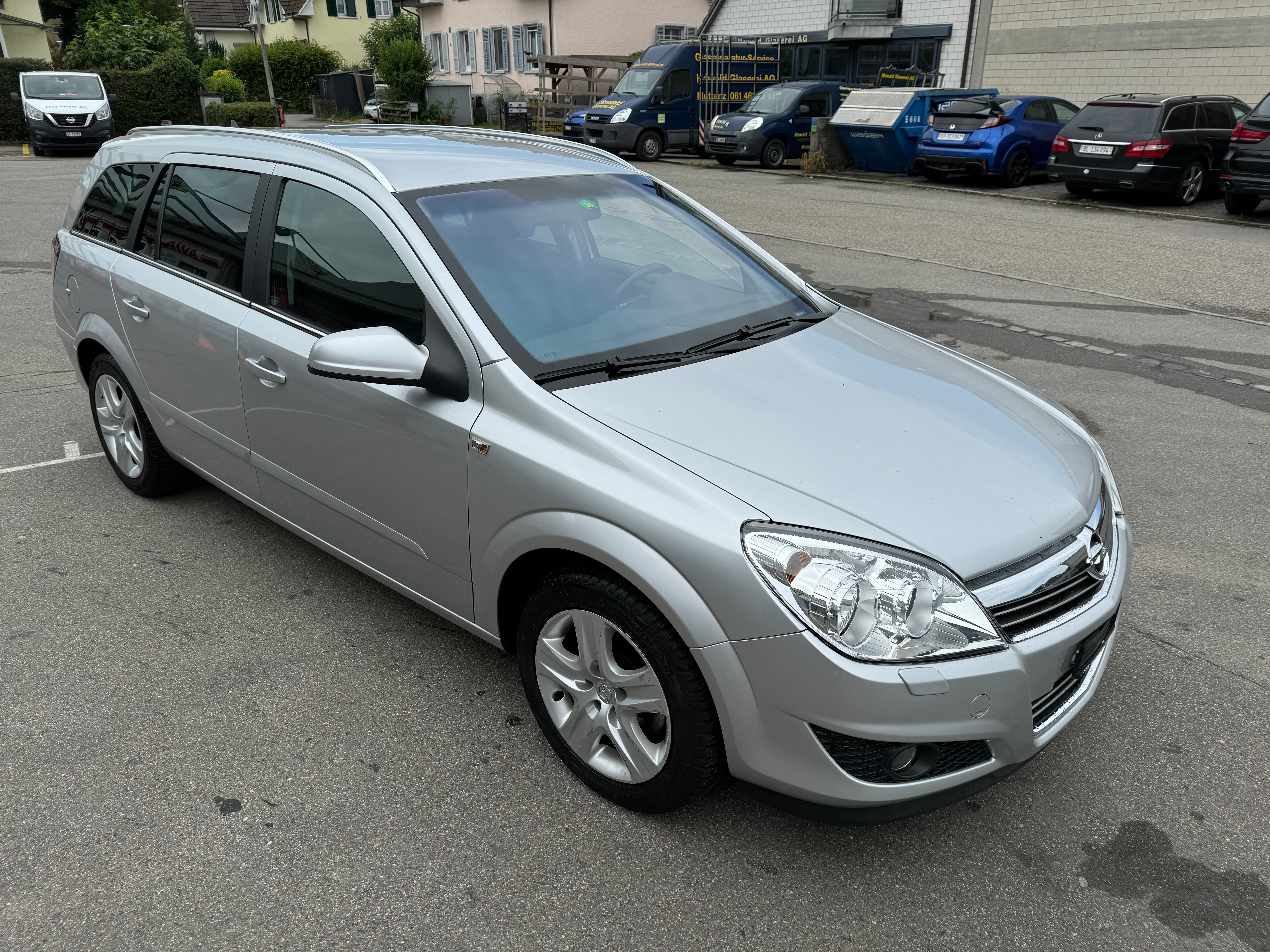 OPEL Astra Caravan 1.8i 16V Enjoy