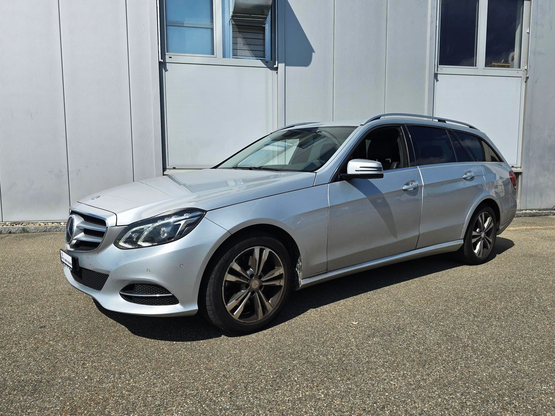 MERCEDES-BENZ E 220 BlueTEC Avantgarde 4M