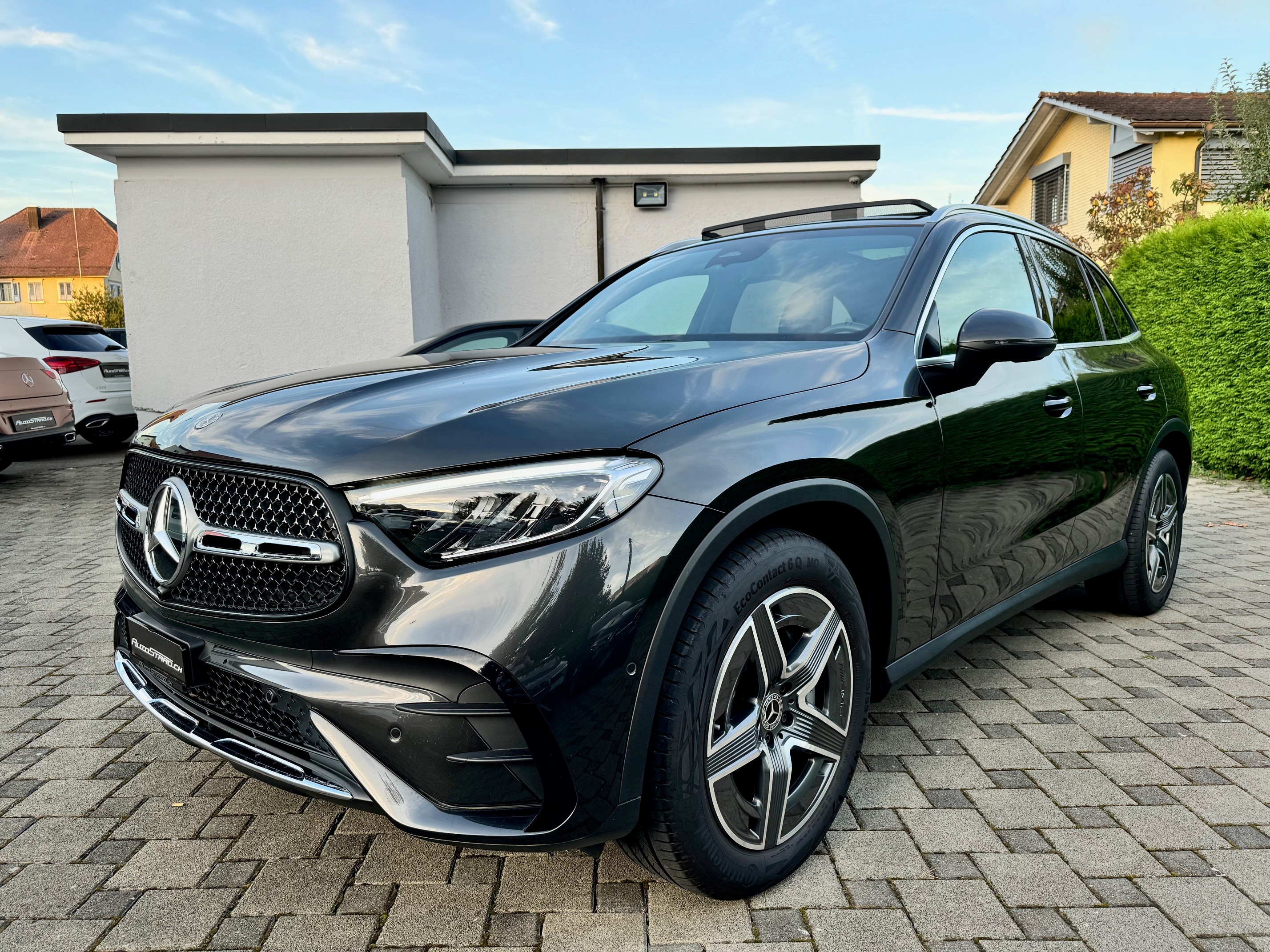 MERCEDES-BENZ GLC 300 4Matic AMG Line 9G-Tronic