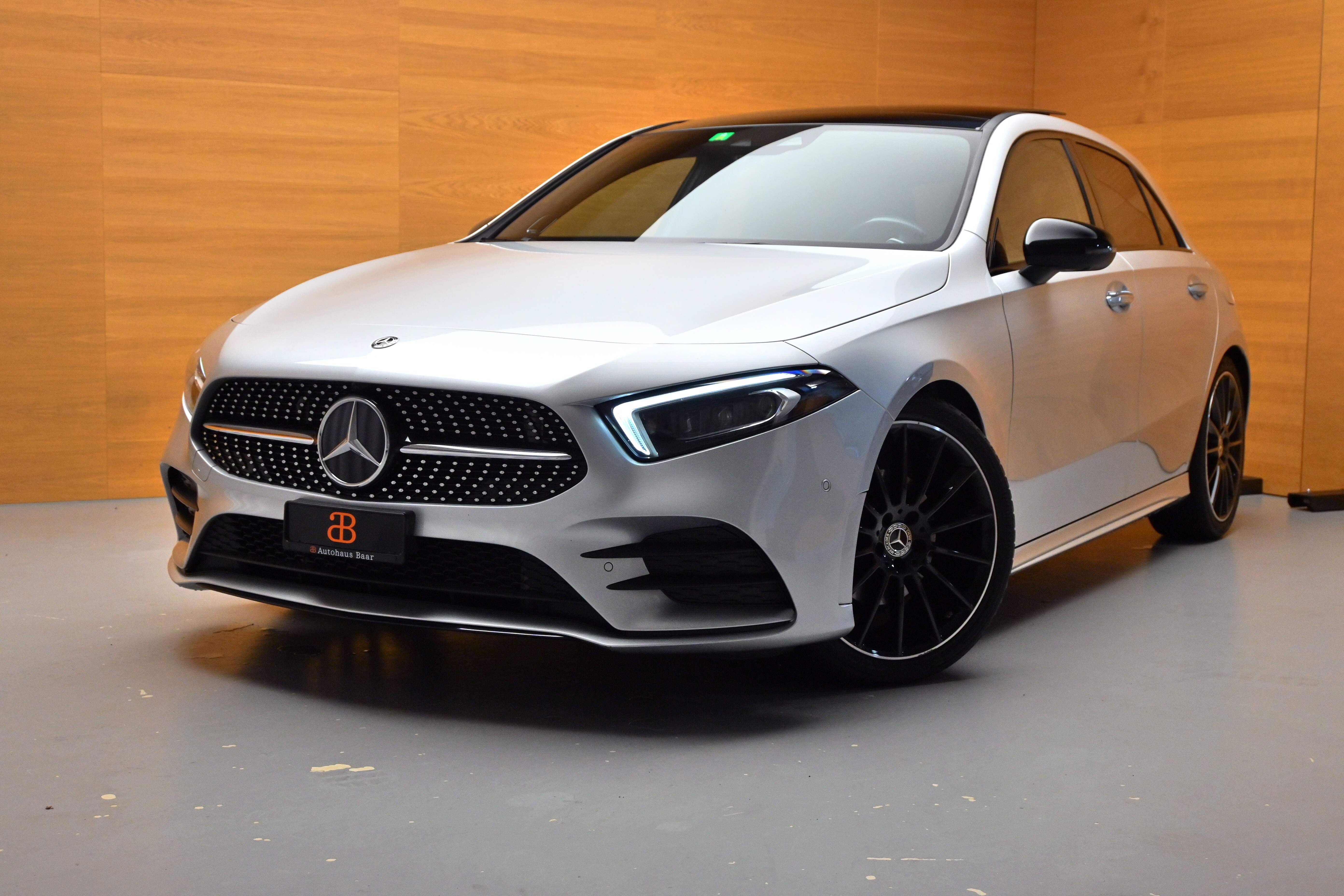 MERCEDES-BENZ A 200 AMG Line 7G-DCT