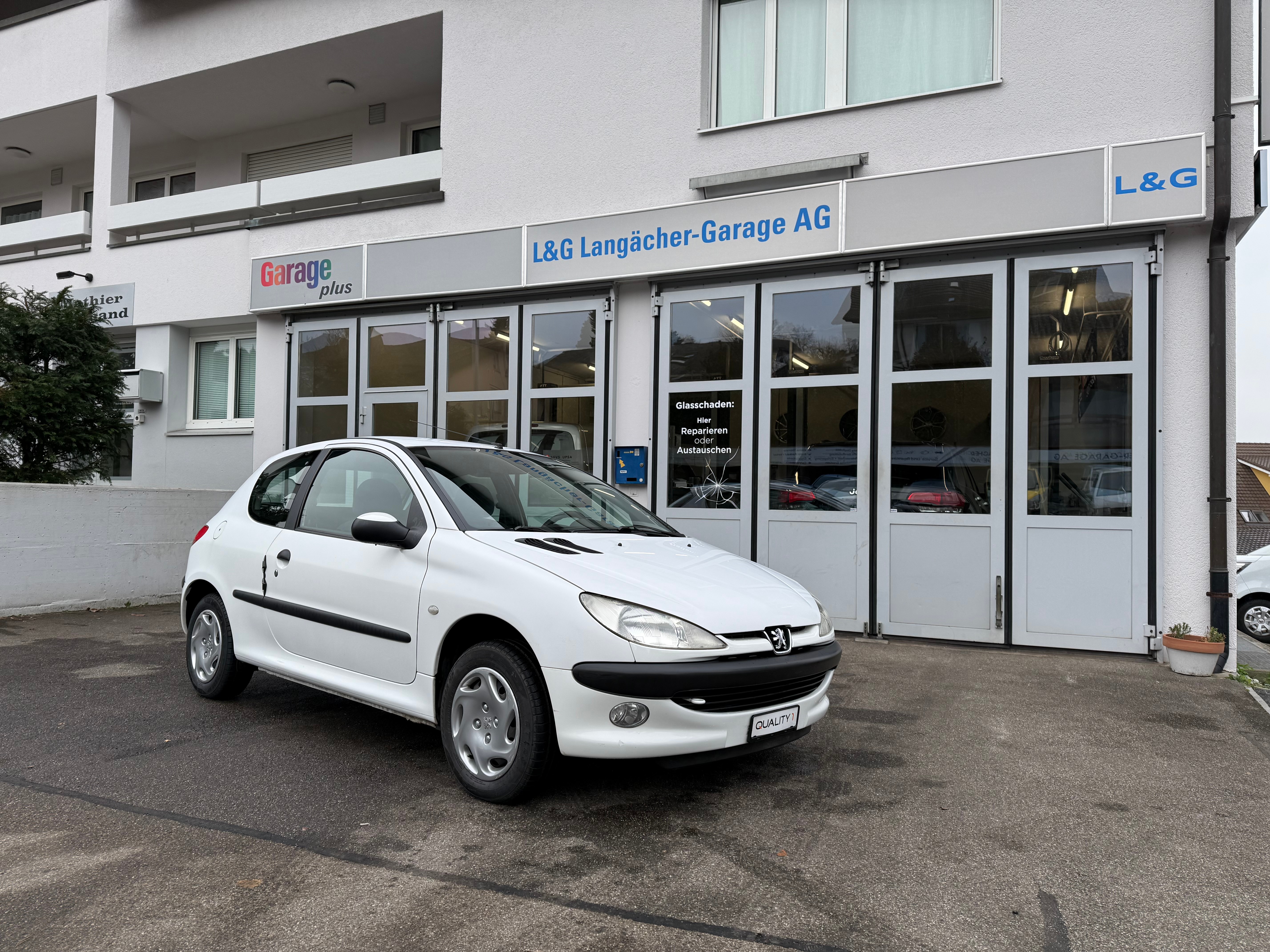 PEUGEOT 206 1.4