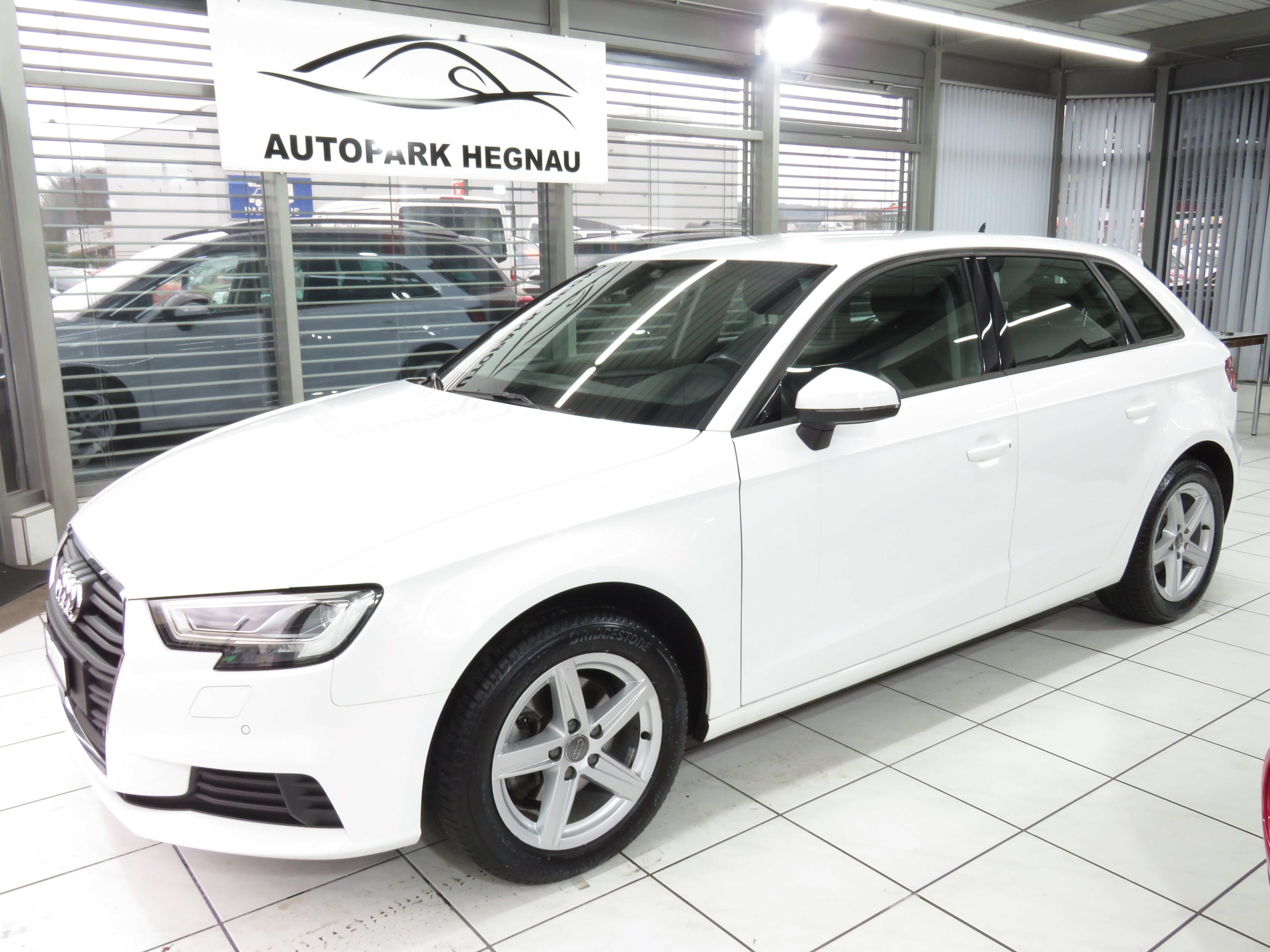 AUDI A3 35 TFSI Attraction S-tronic