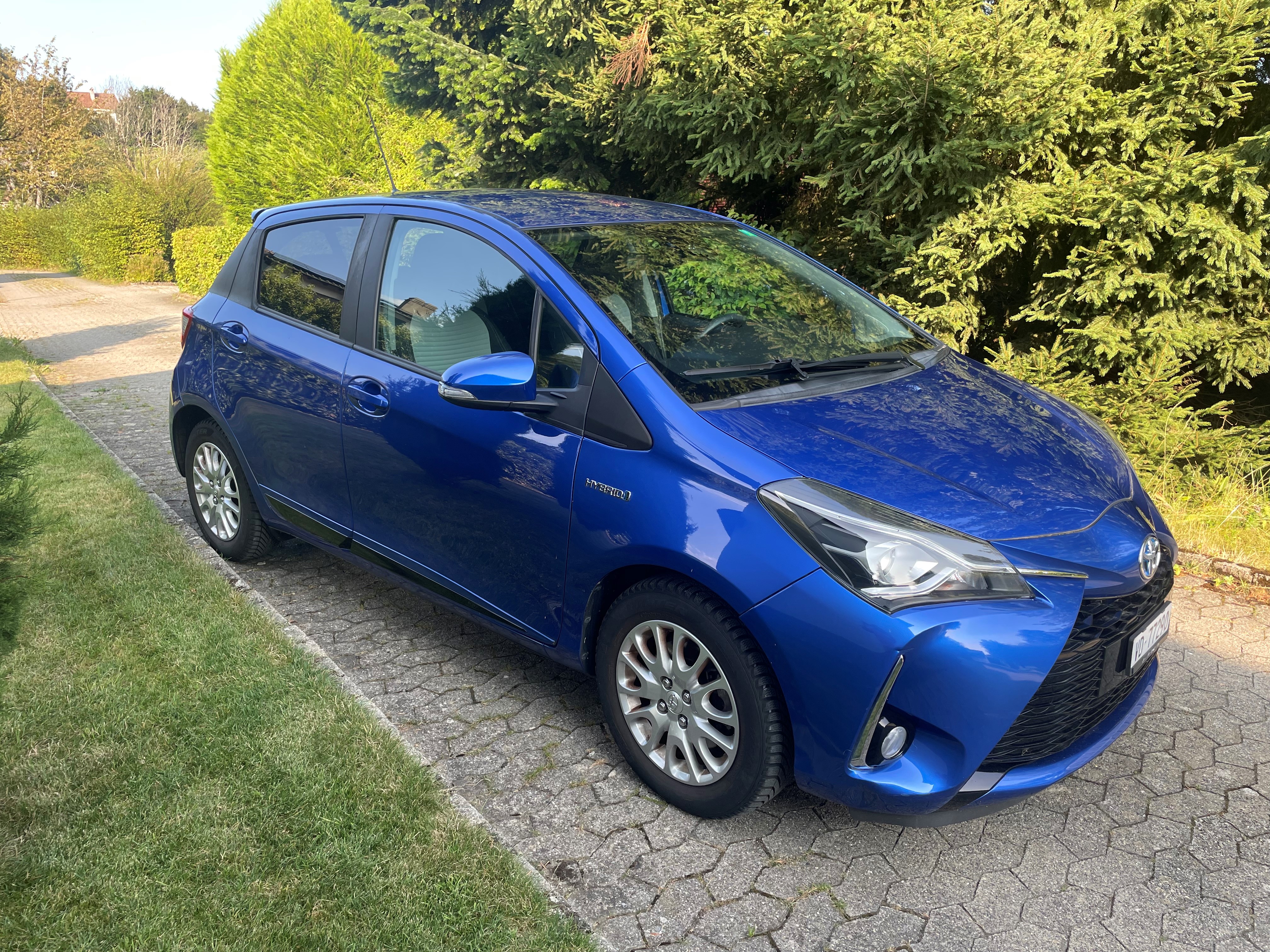 TOYOTA Yaris 1.5 VVT-i Hybrid Trend e-CVT