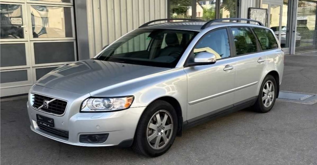 VOLVO V50 2.0D Kinetic Powershift