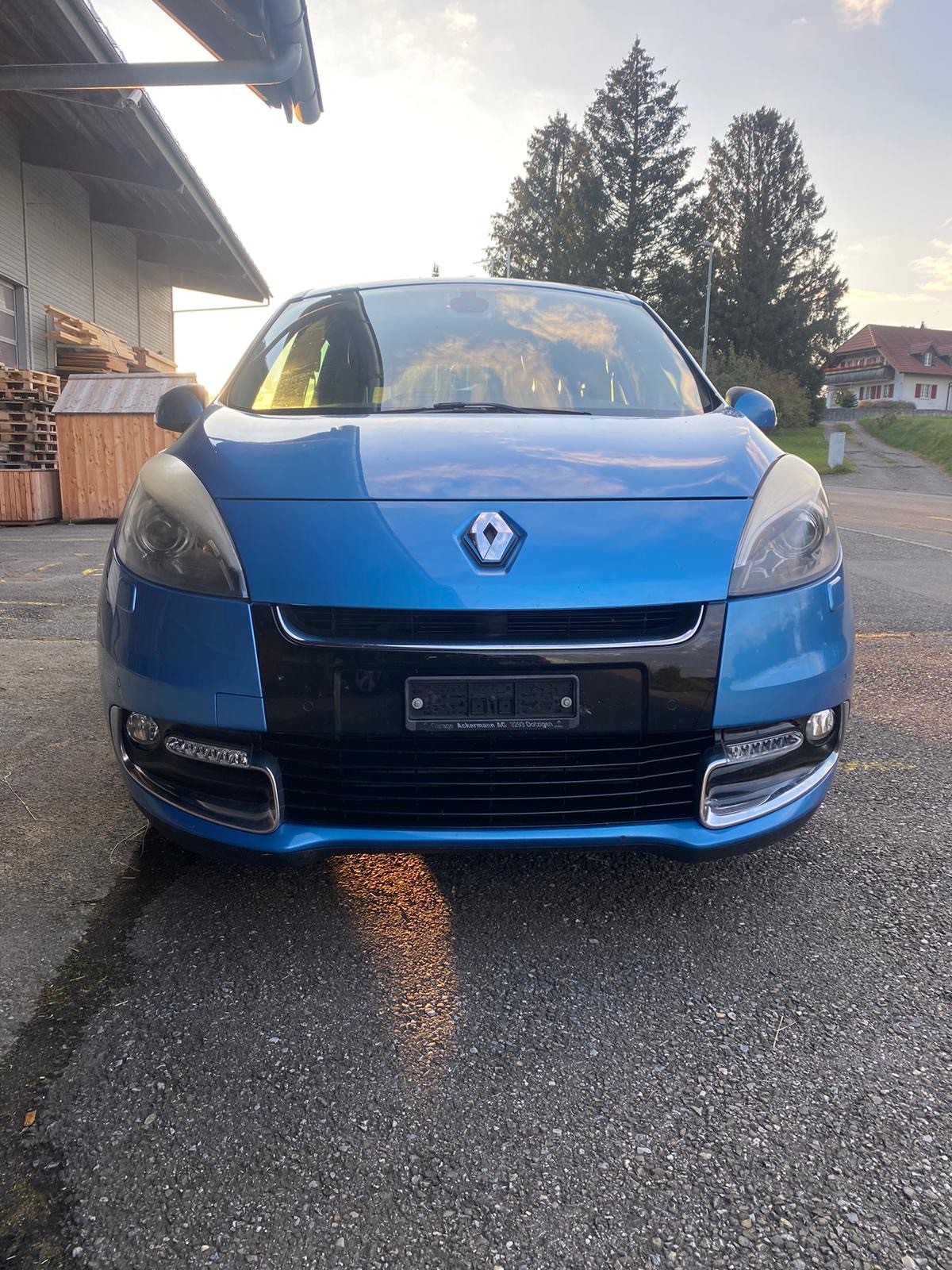 RENAULT Scénic 1.2 16V Turbo Dynamique